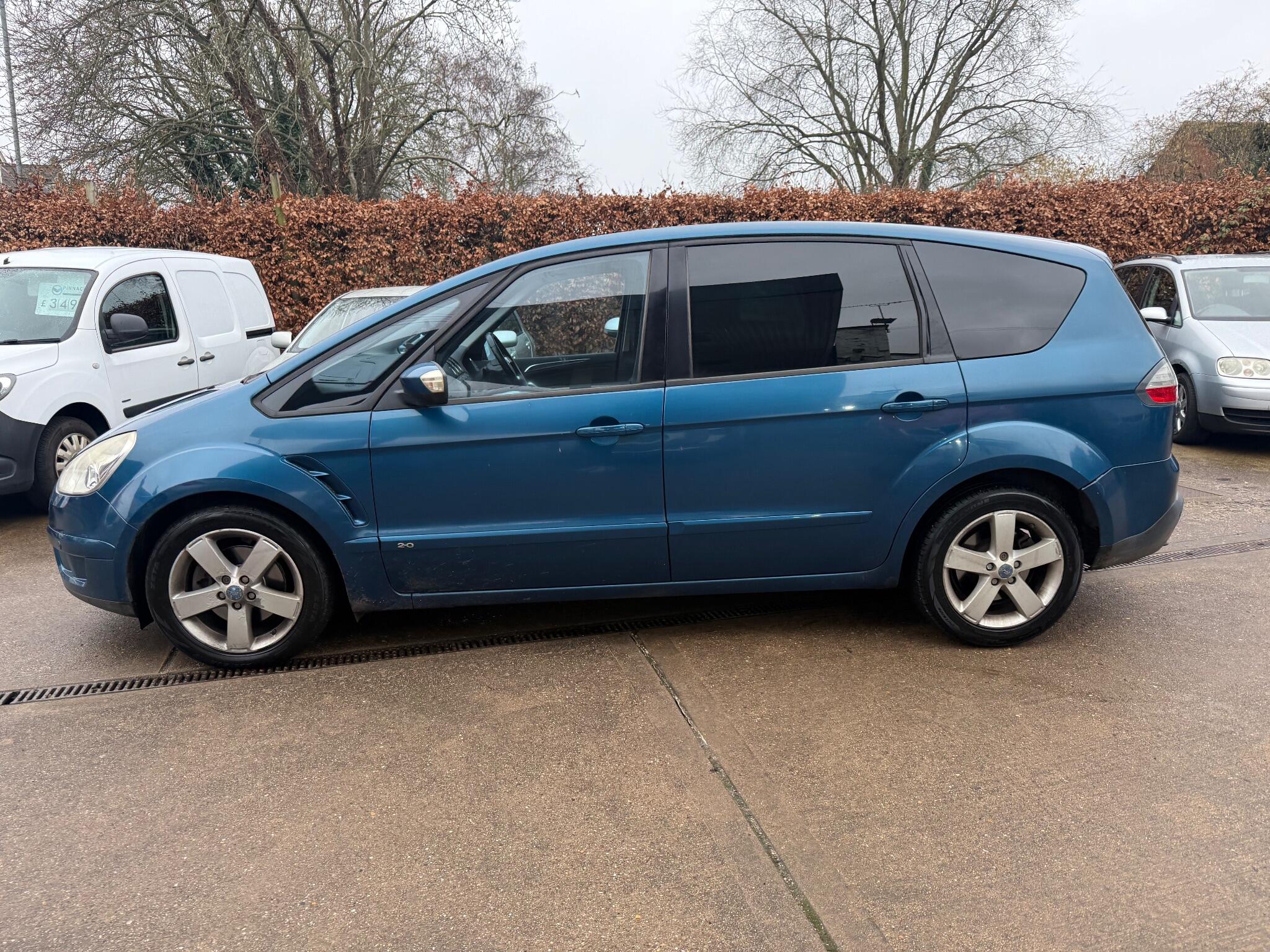 2007 Ford S-Max 2.0 TDCi Titanium 5dr • 135,391 miles image 3