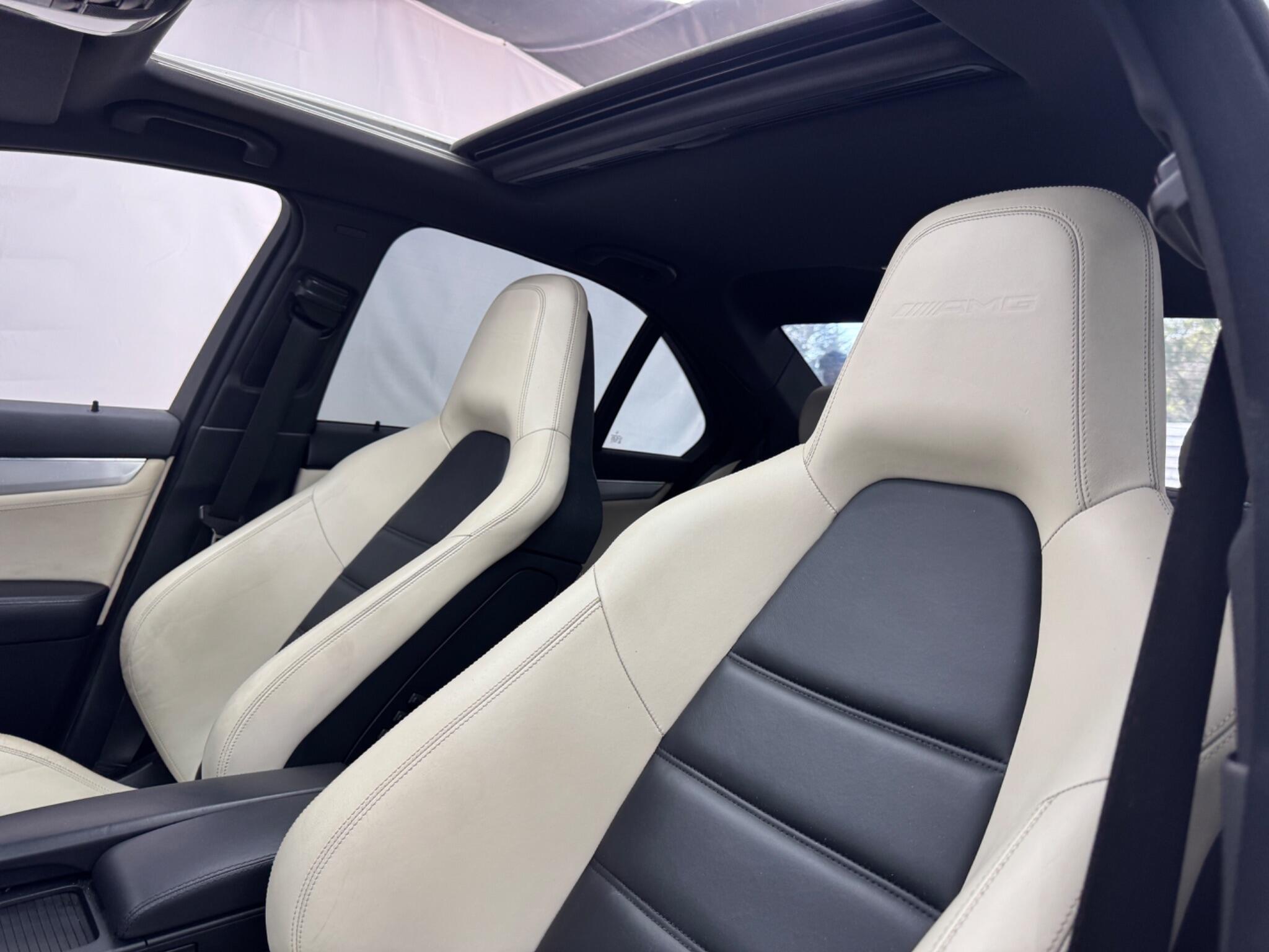 Mercedes-Benz C Class view 42