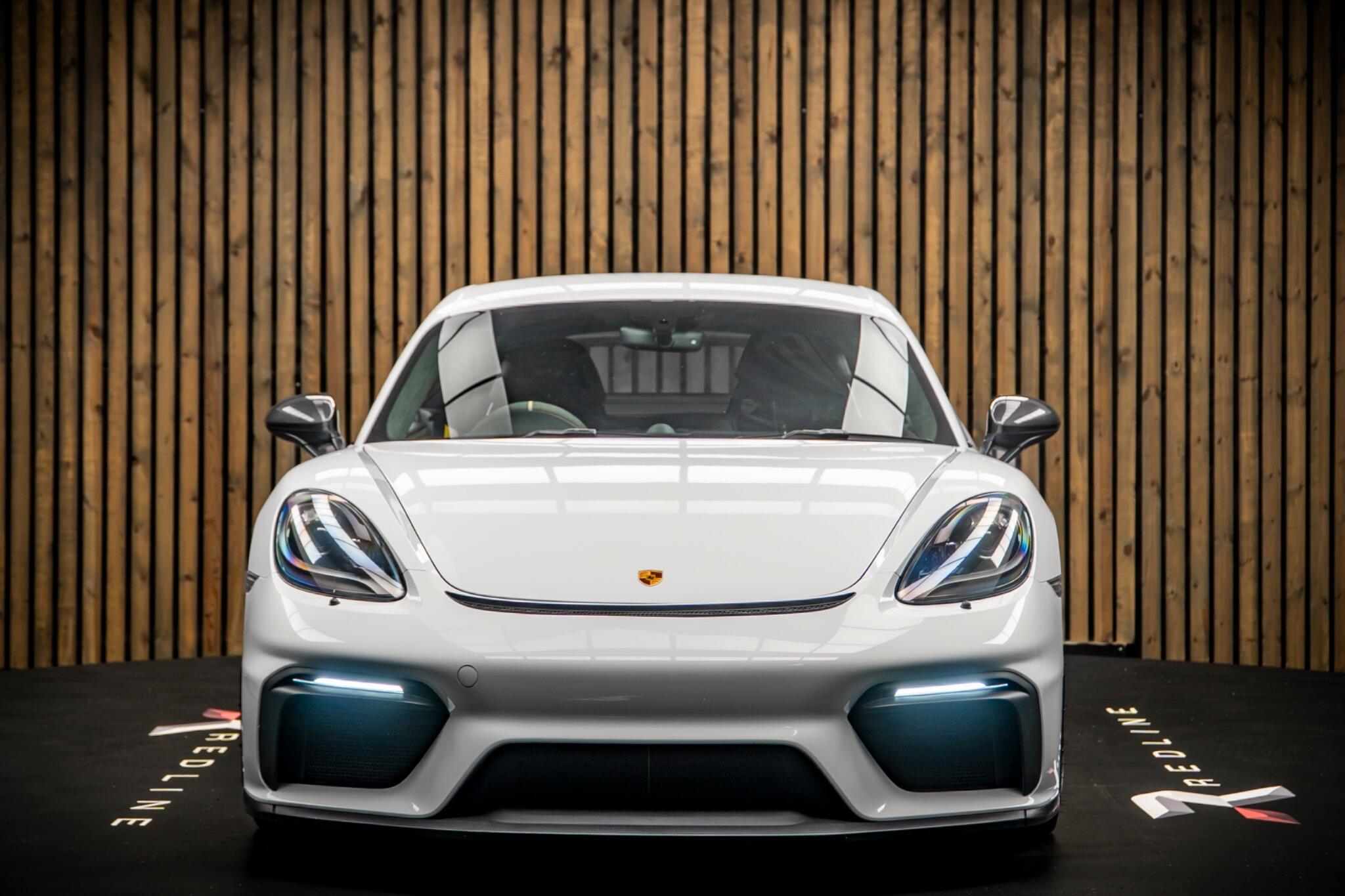 Porsche Cayman view 5