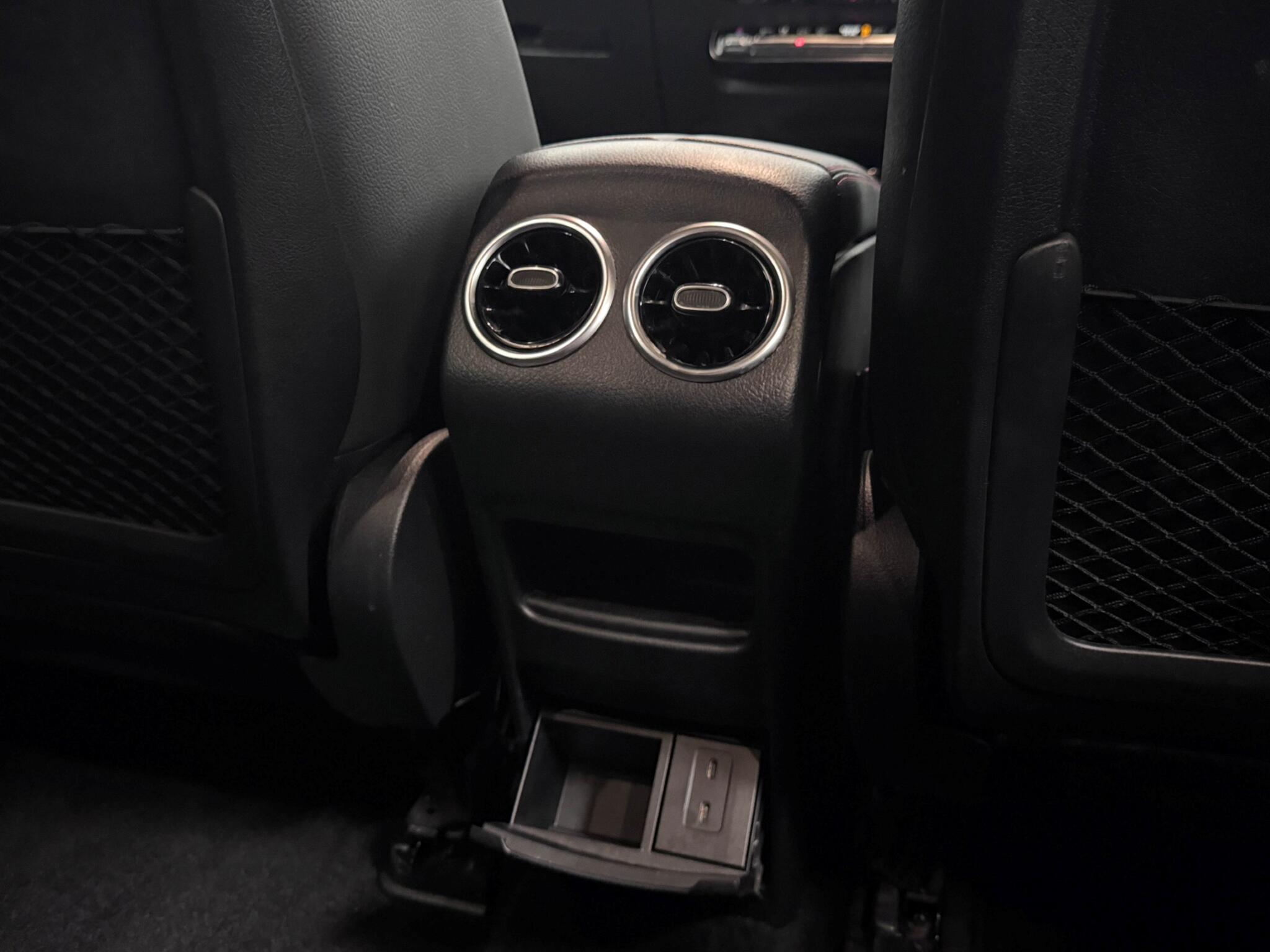 Mercedes-Benz Eqa view 19