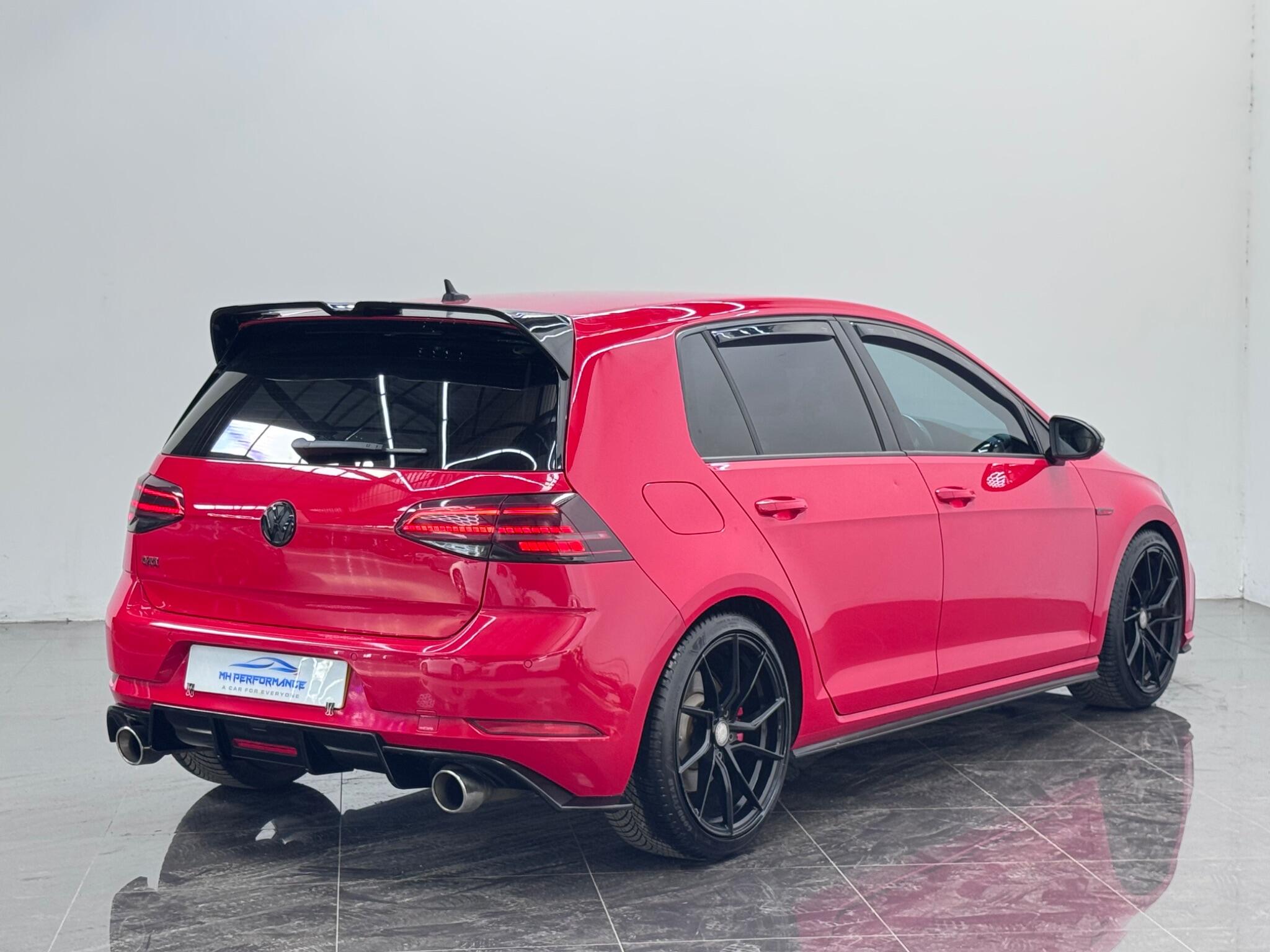 Volkswagen Golf view 9