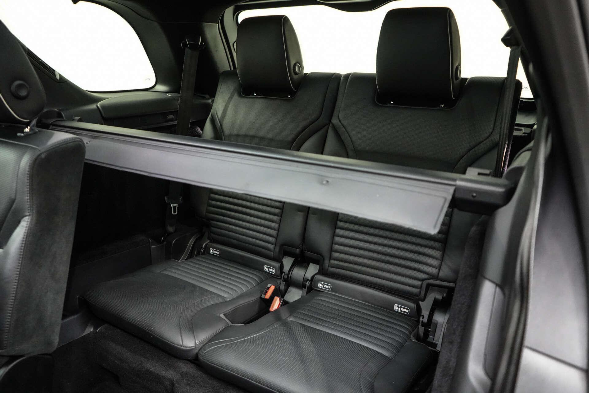 Land Rover Discovery view 22