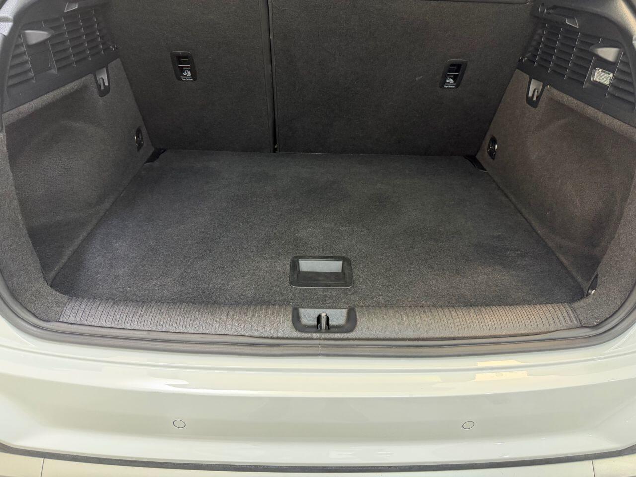 Audi Q2 view 31