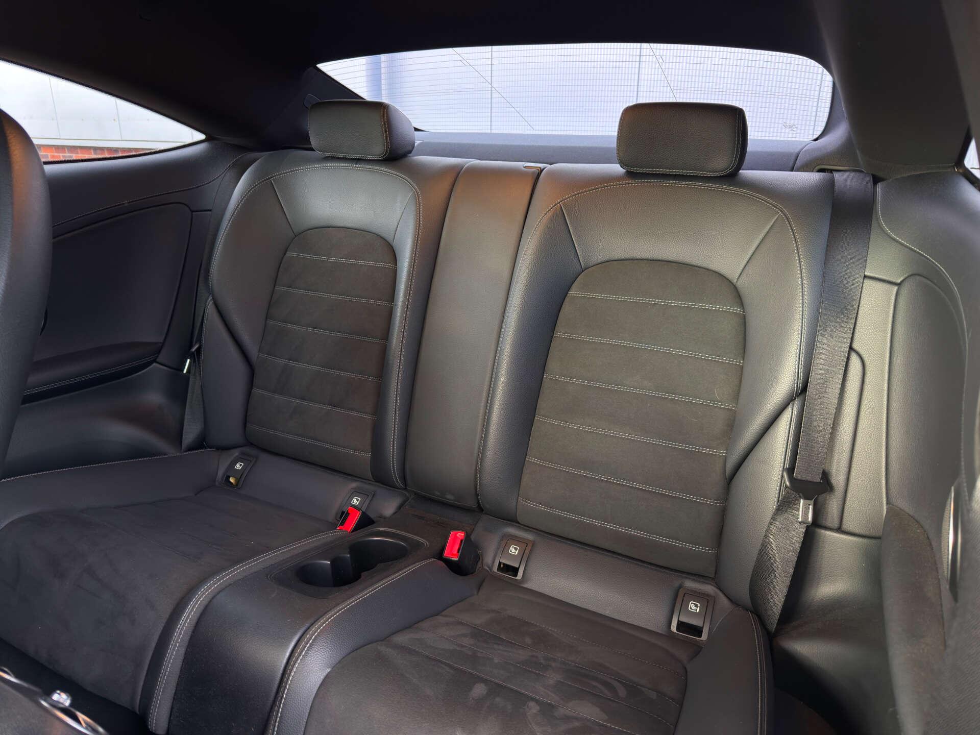 Mercedes-Benz C Class view 35