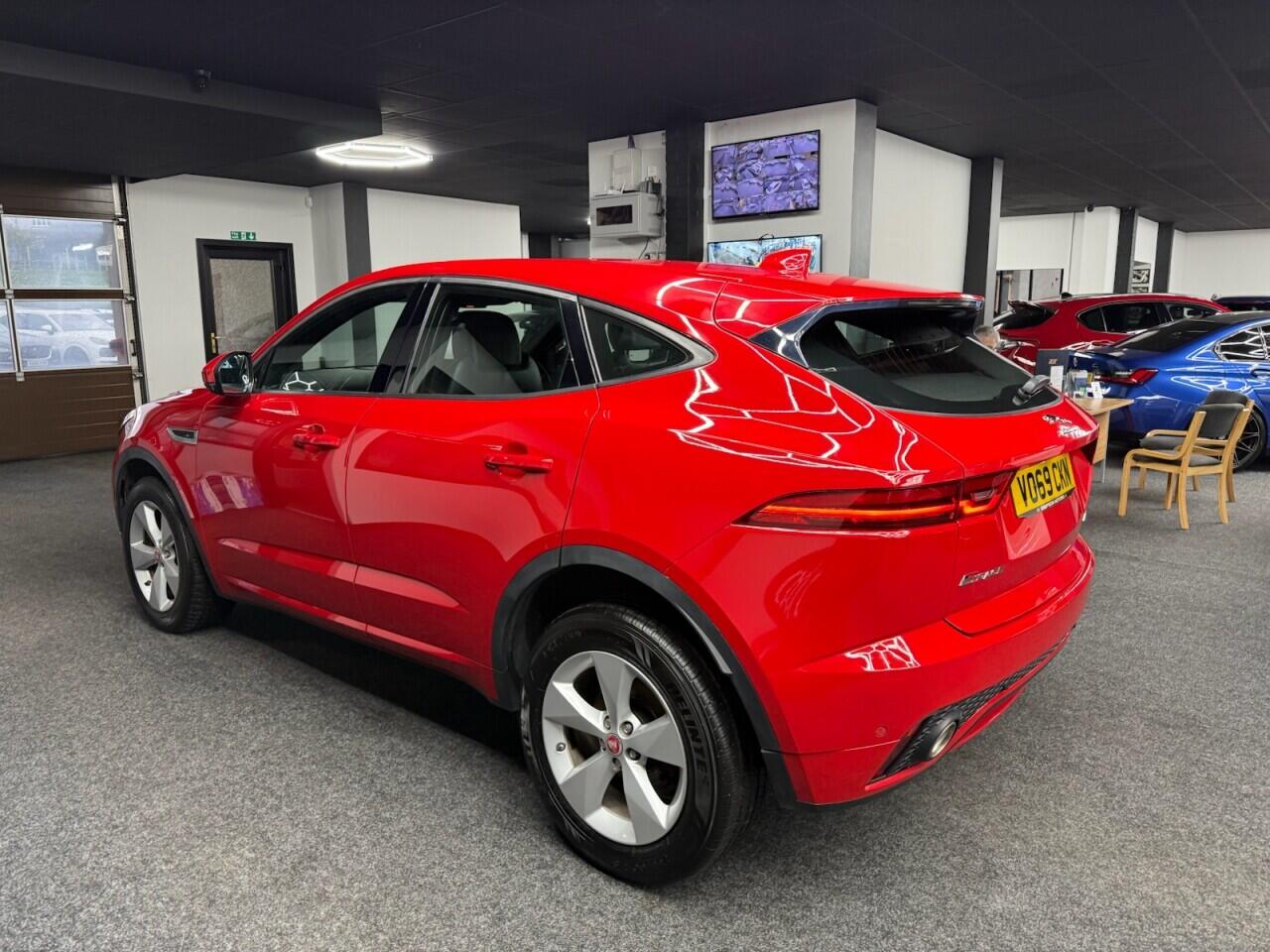 Jaguar E-Pace view 4