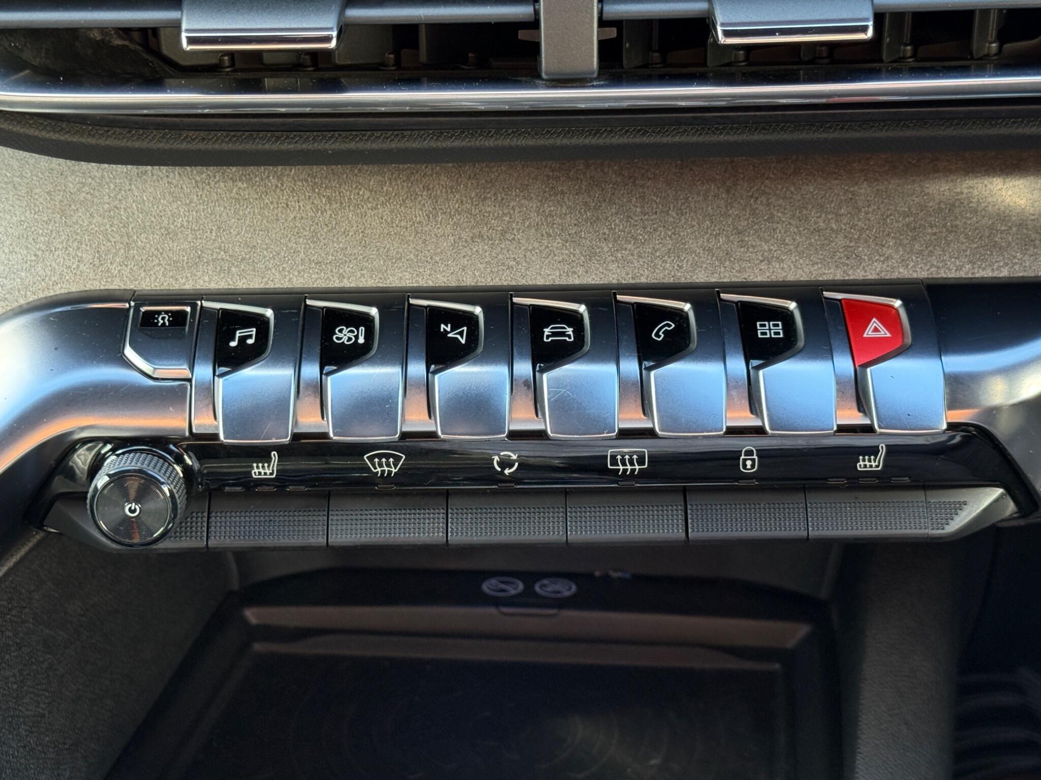 Peugeot 3008 - Image 62