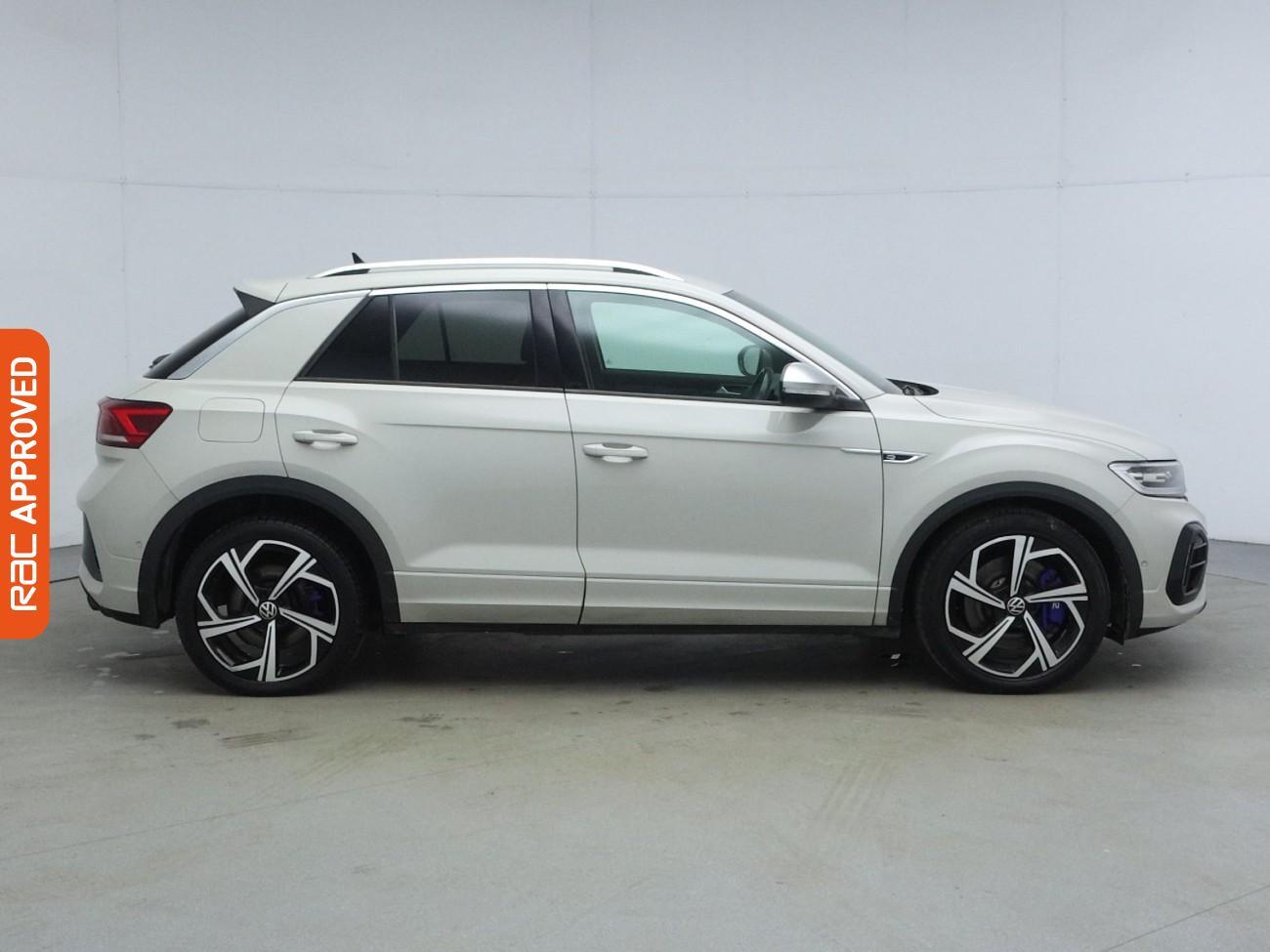 Volkswagen T-Roc view 6