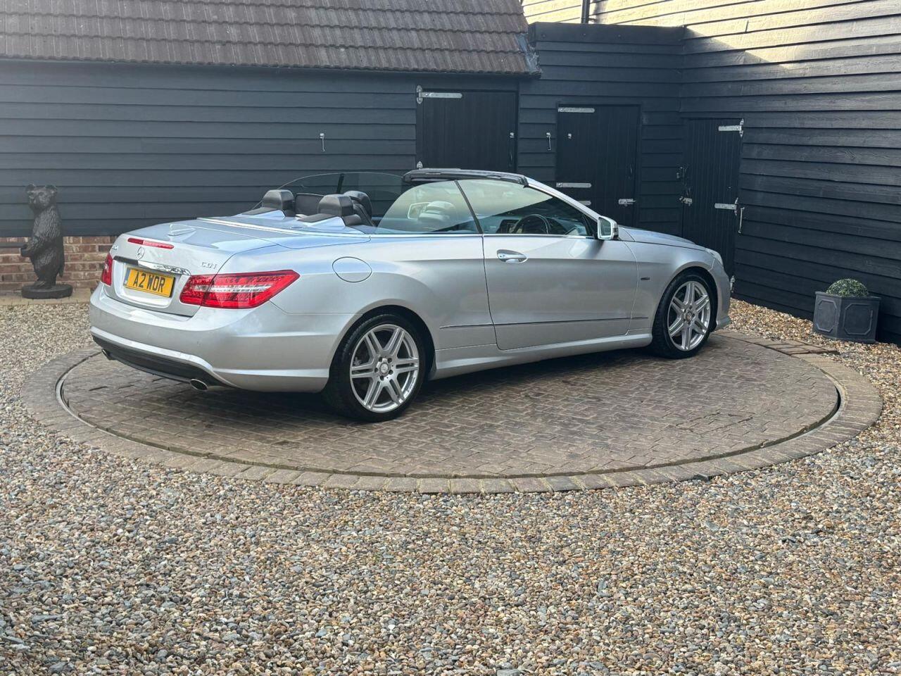 Mercedes-Benz E Class view 7