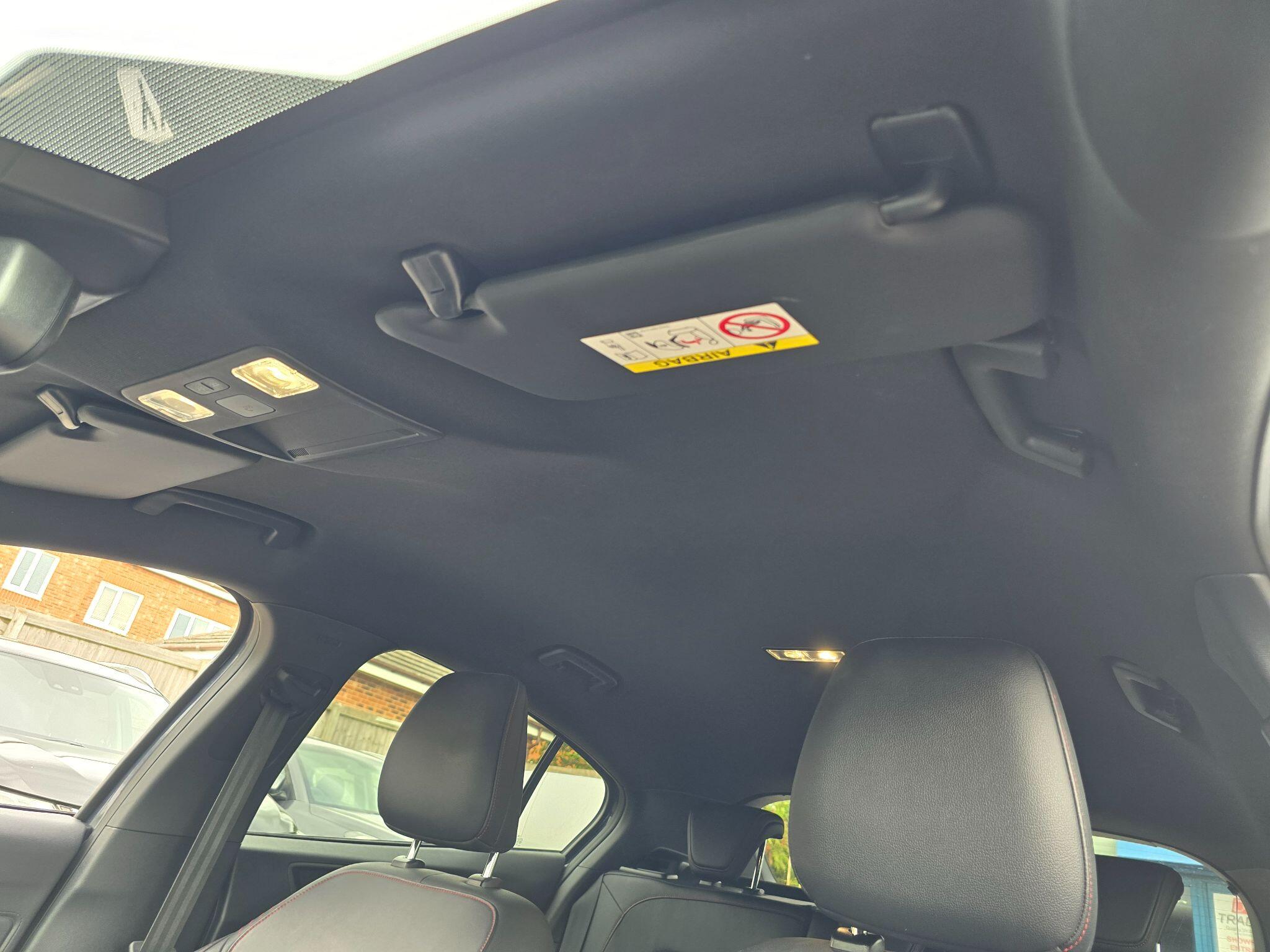 Ford Focus view 43