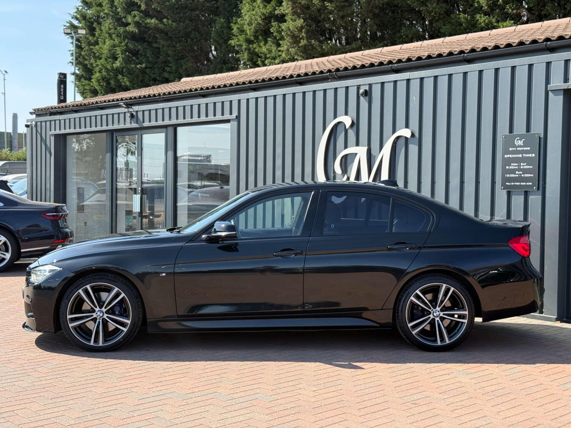 BMW 3 Series view 11