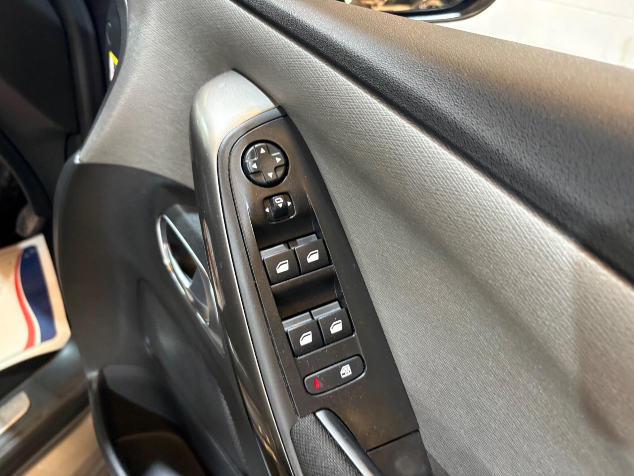 Citroen Grand C4 Spacetourer view 68