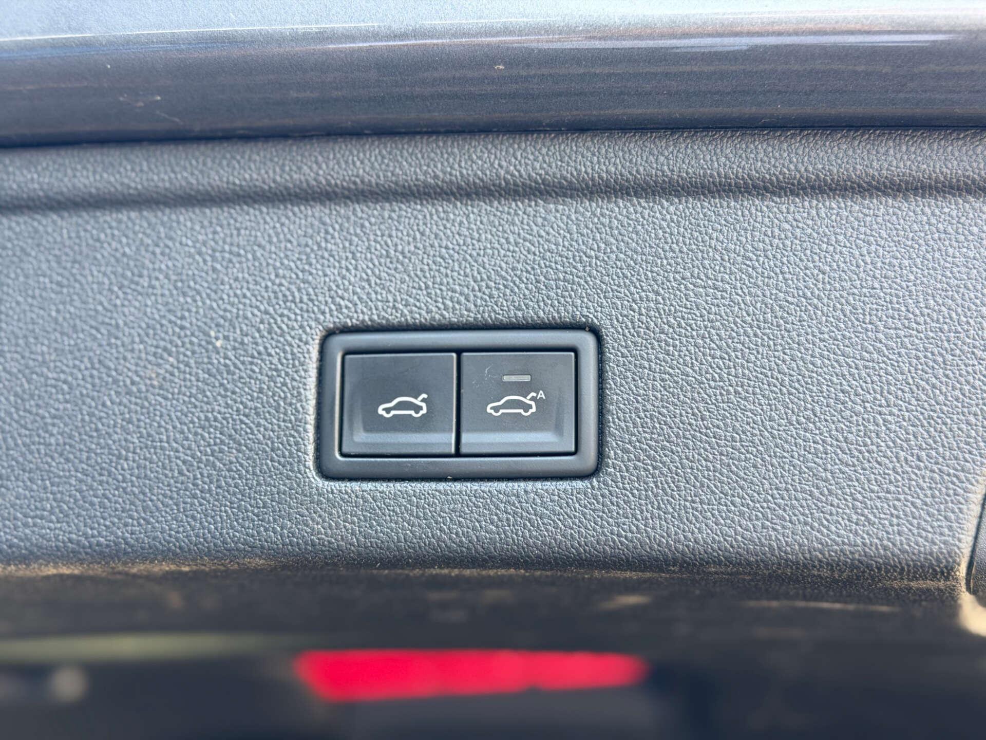 Volkswagen Touareg view 33