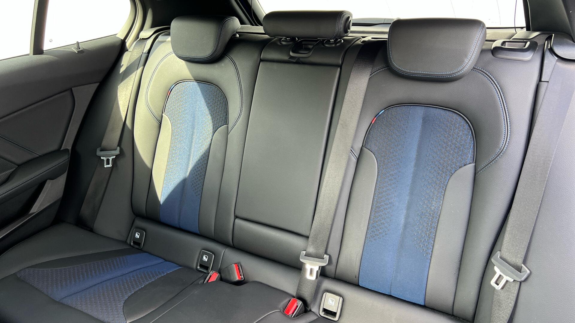 BMW 1 Series view 12