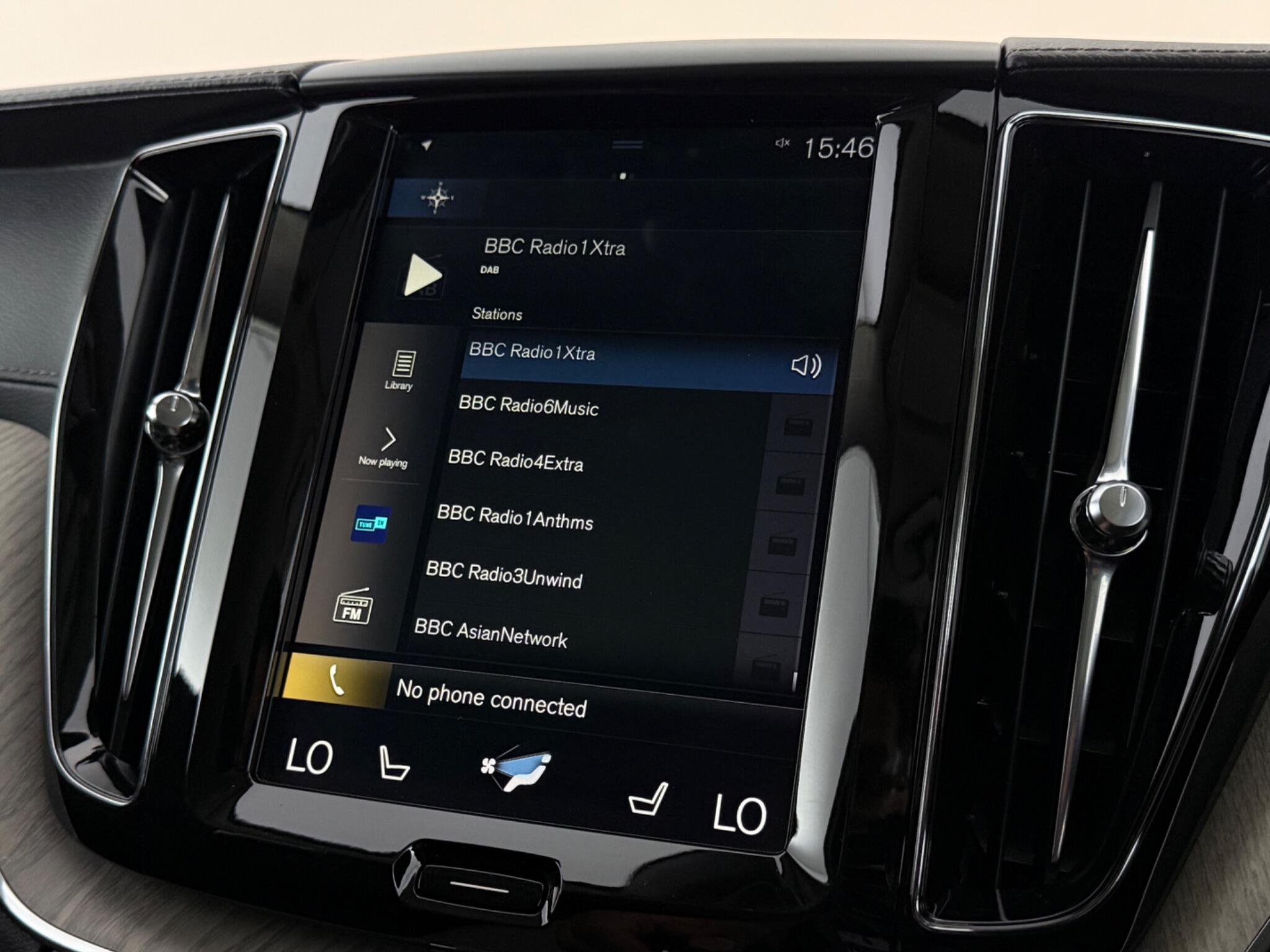 Volvo XC60 view 29