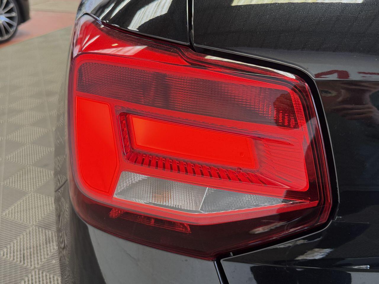 Audi Q2 view 26