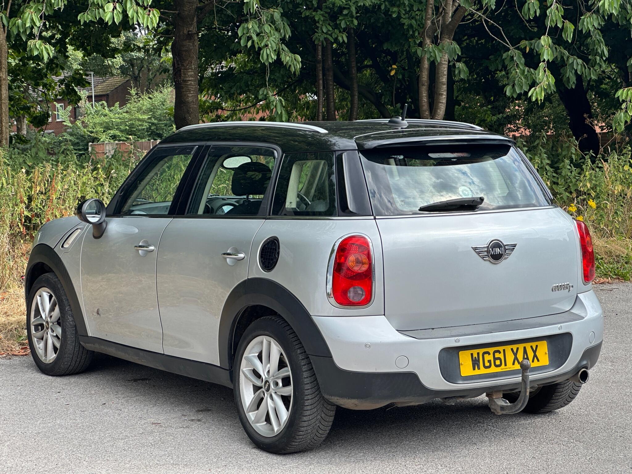 Mini Countryman view 9