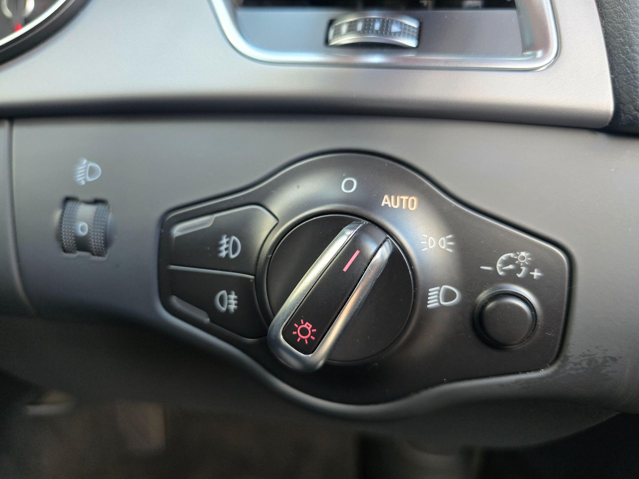 Audi A4 view 29