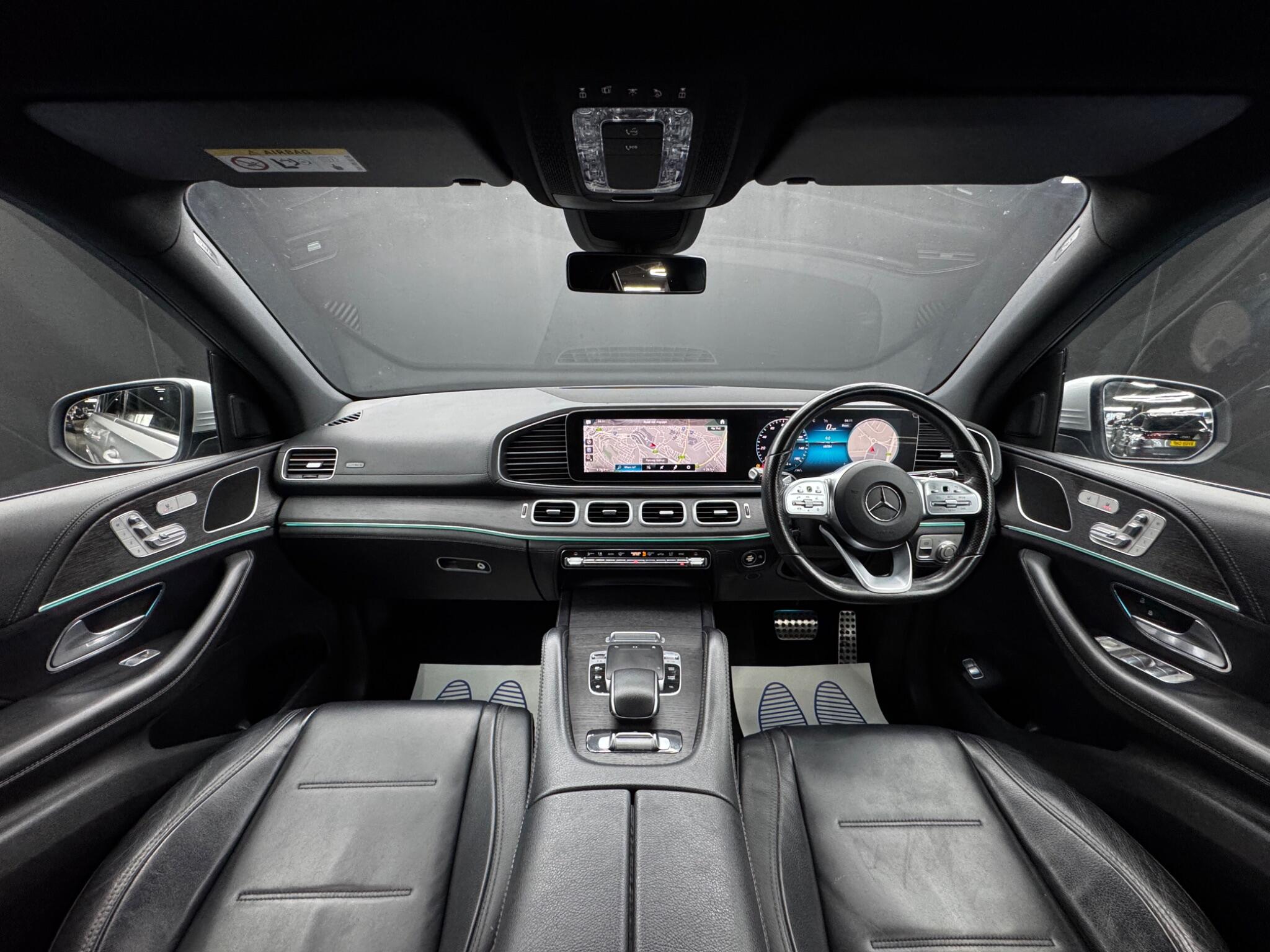 Mercedes-Benz Gle view 17