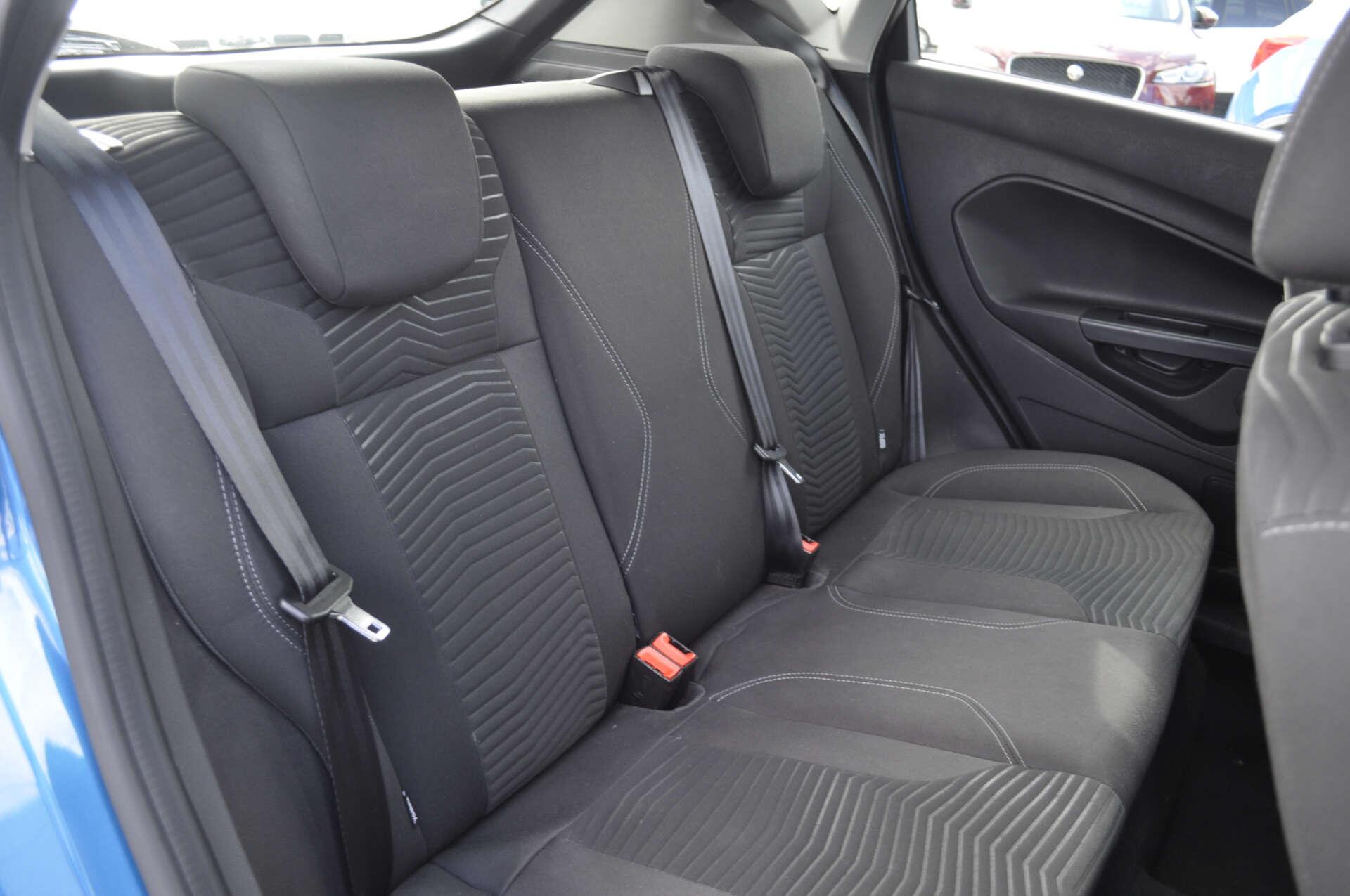 Ford Fiesta view 11