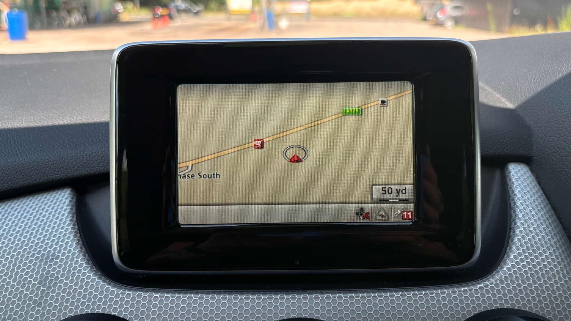 Mercedes-Benz B-Class view 27