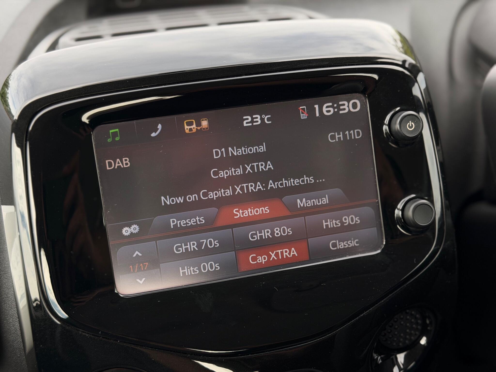 Toyota Aygo view 25