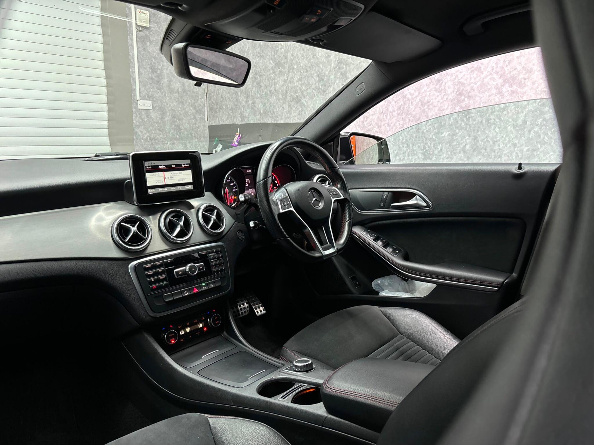Mercedes-Benz Cla view 5