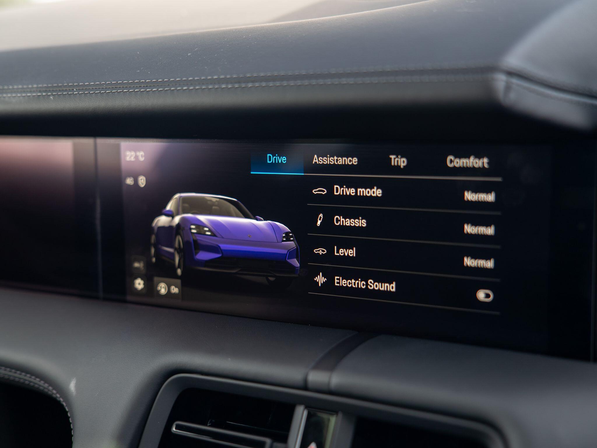 Porsche Taycan view 33