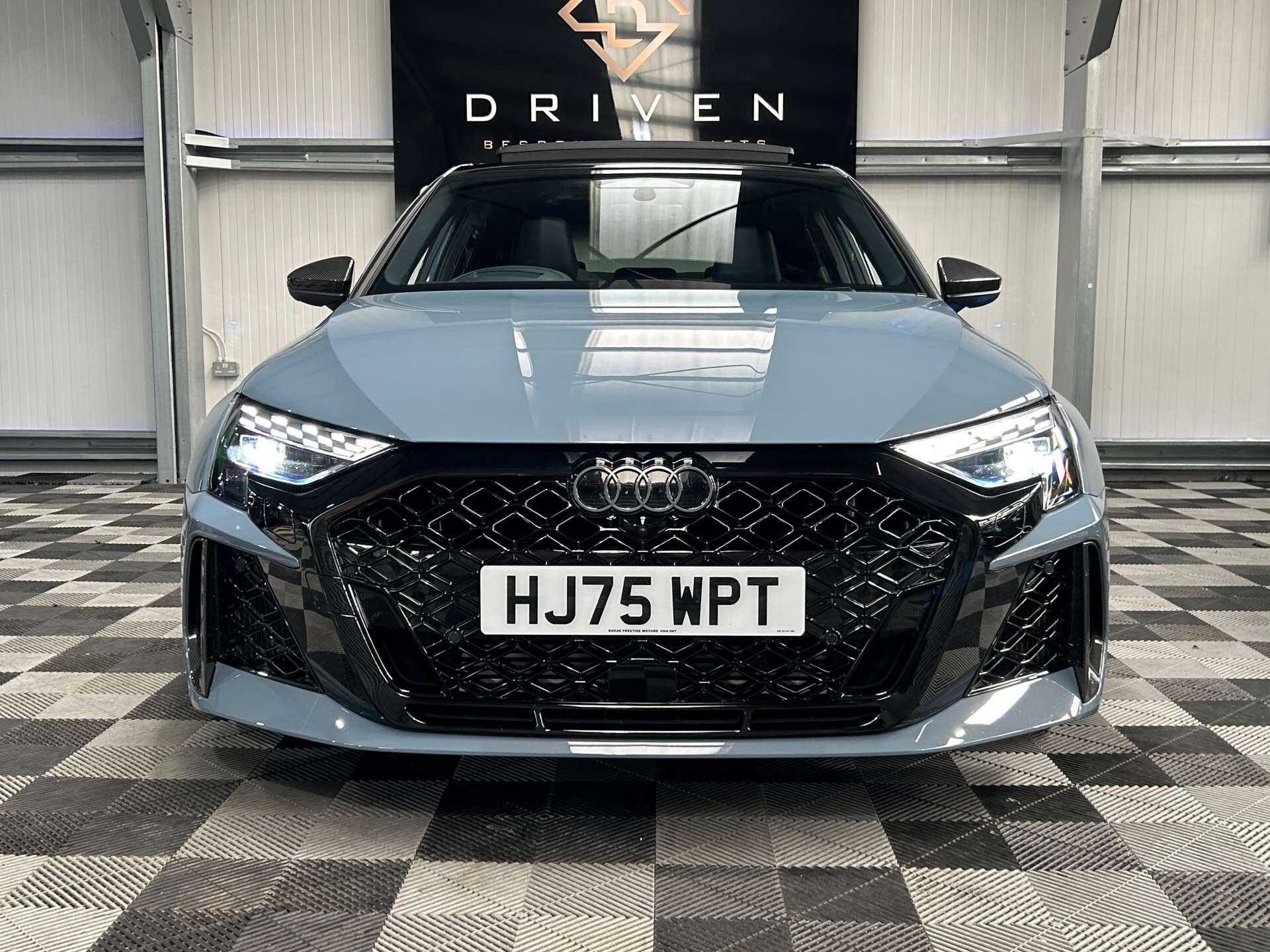 Audi RS3 view 6