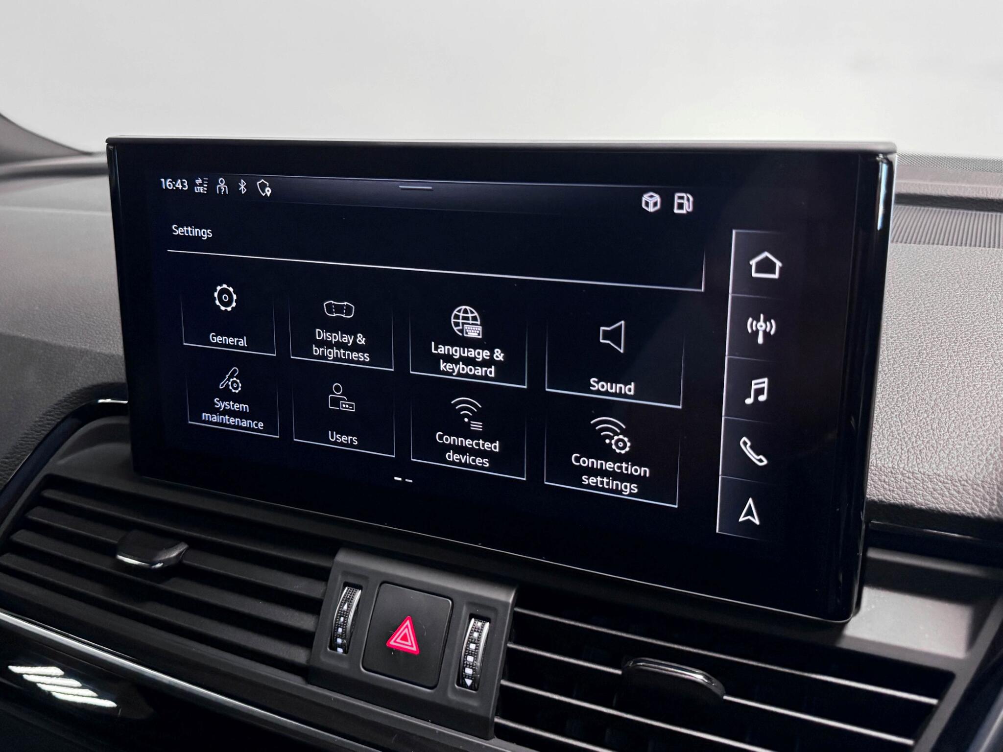 Audi Q5 view 52