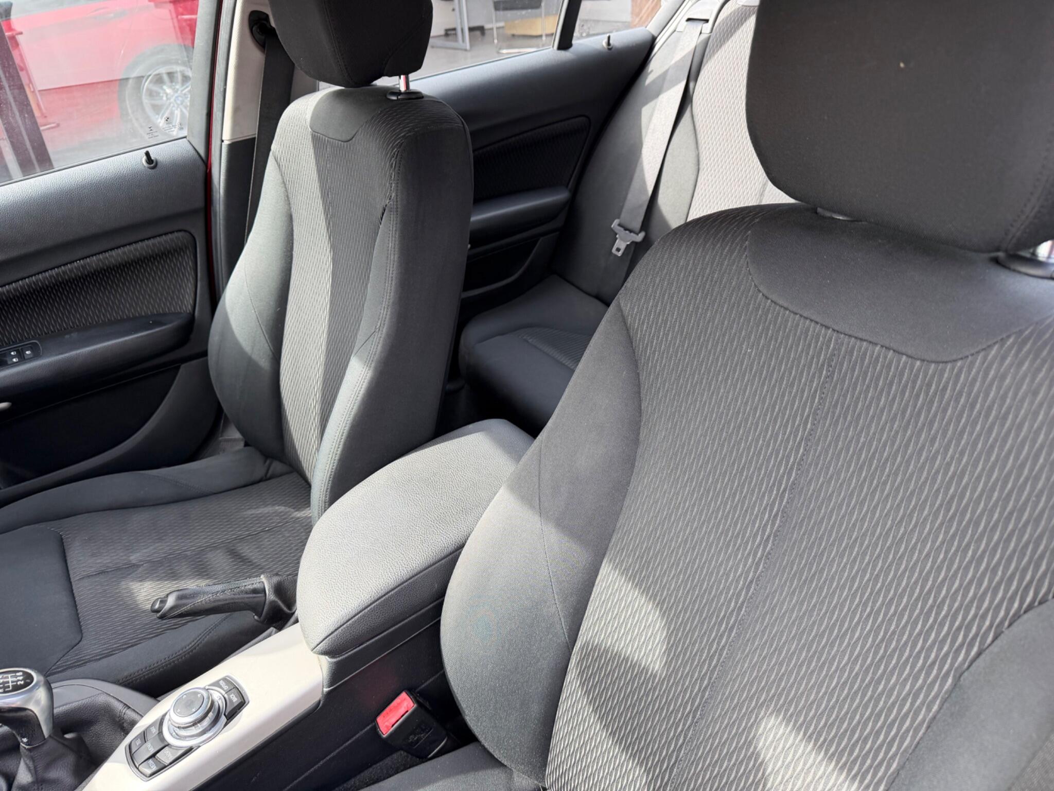 BMW 1 Series view 48