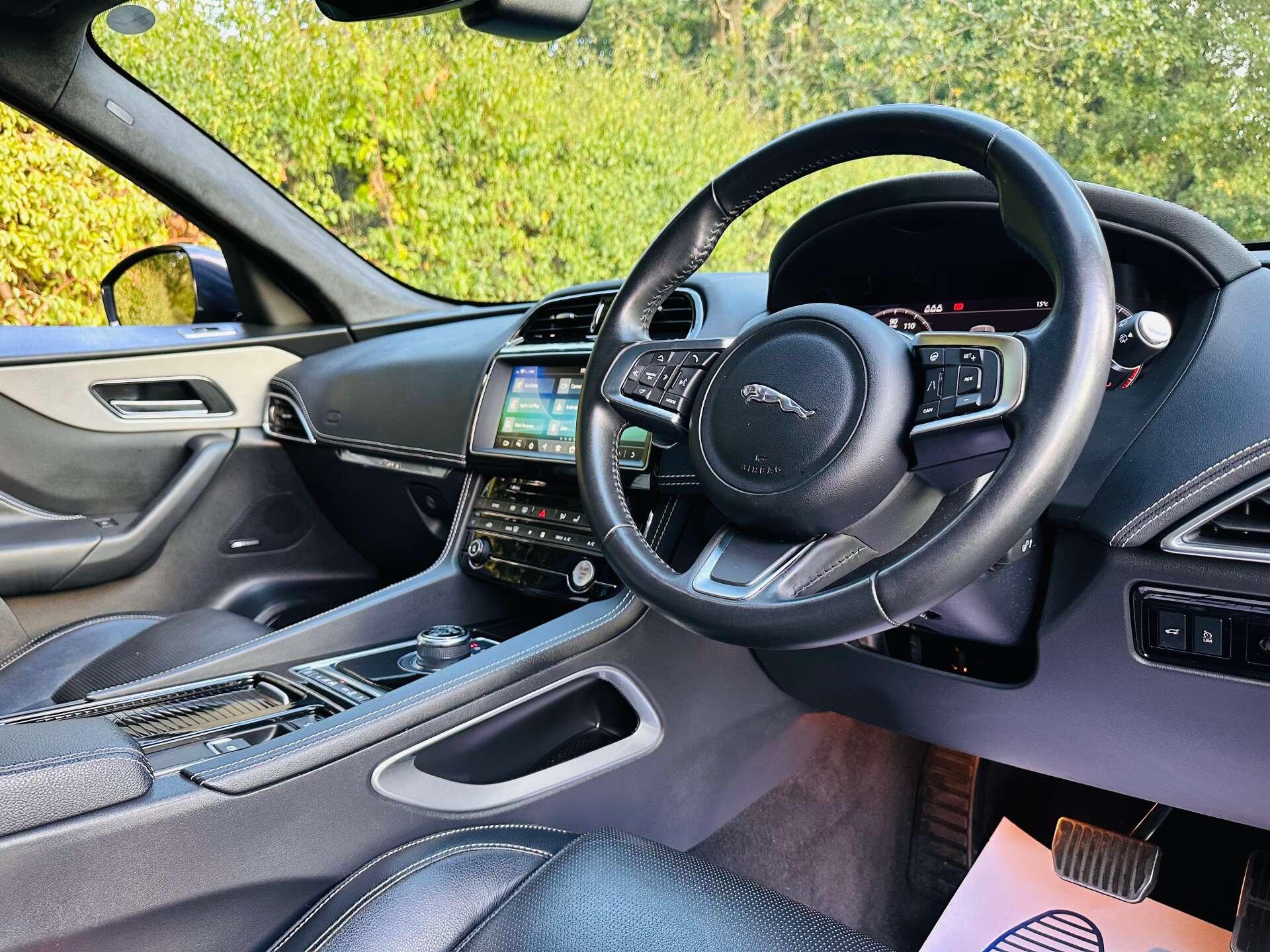 Jaguar F-Pace view 20