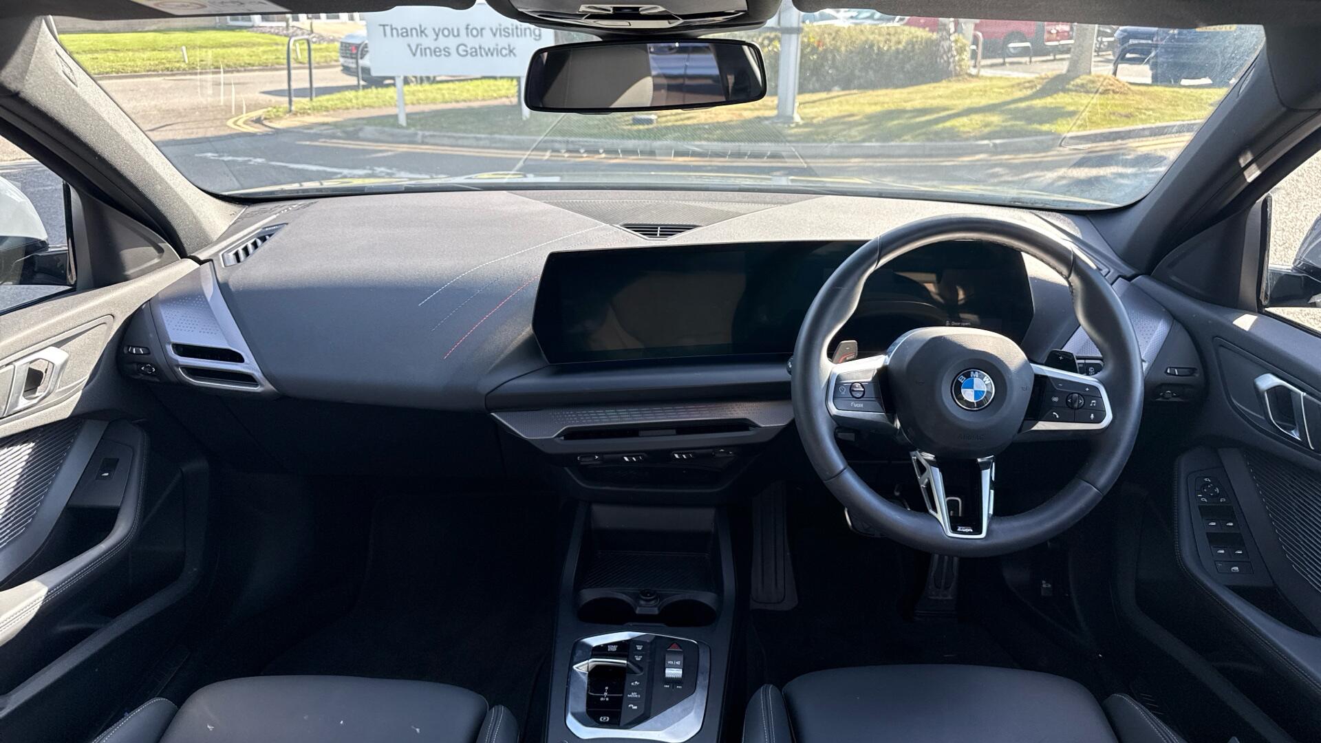 BMW 1 Series view 4