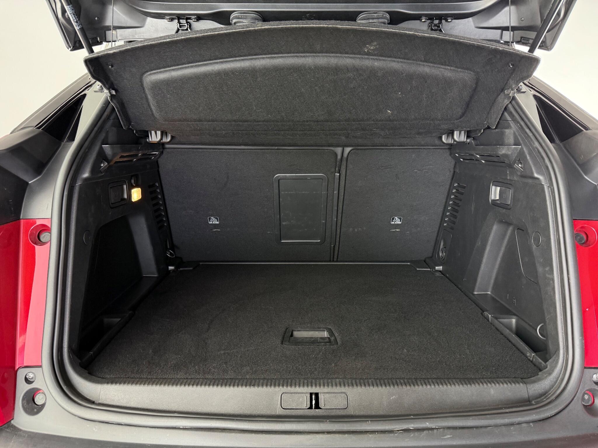 Peugeot 3008 view 12