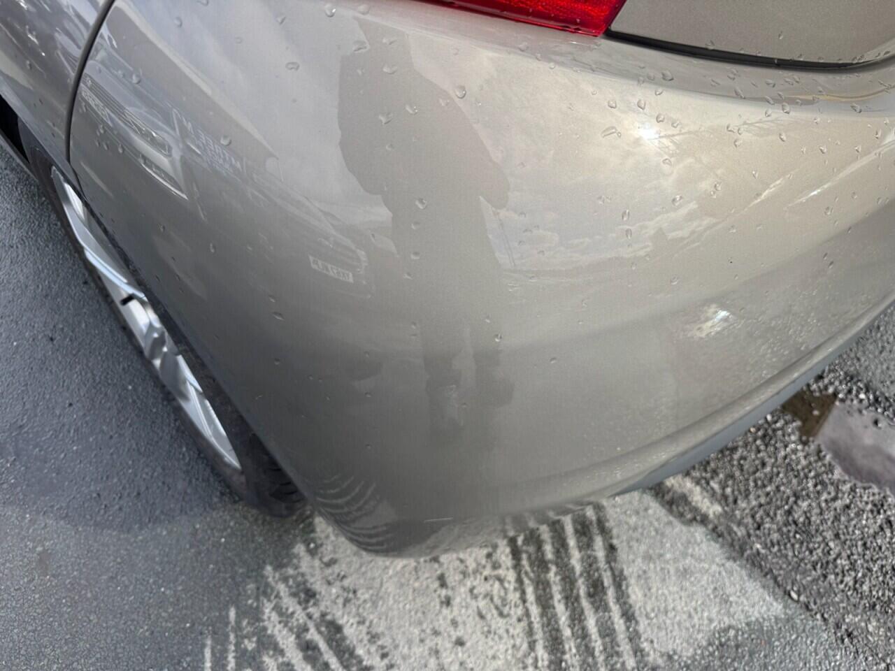 Peugeot 208 view 10
