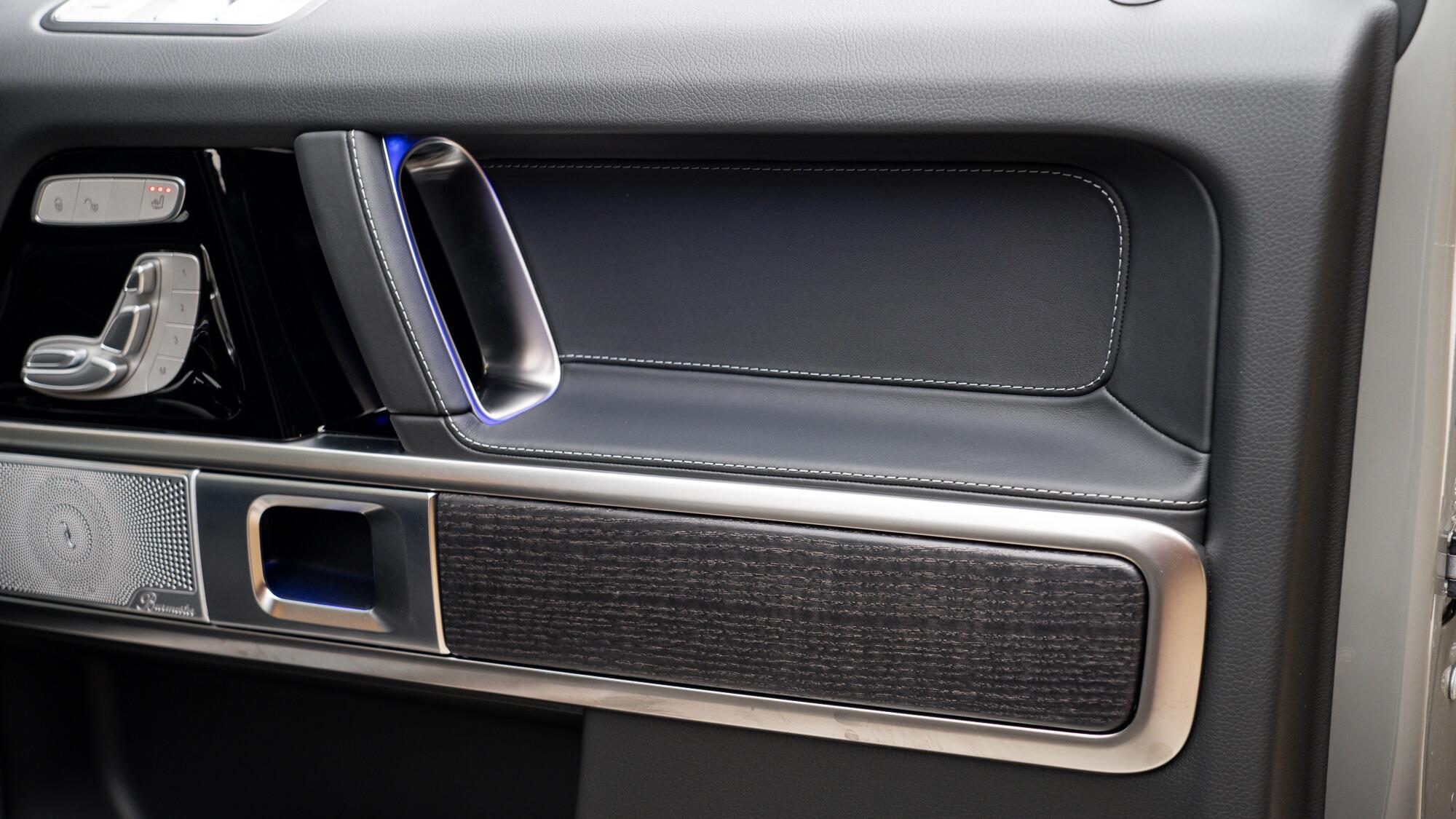 Mercedes-Benz G Class view 15