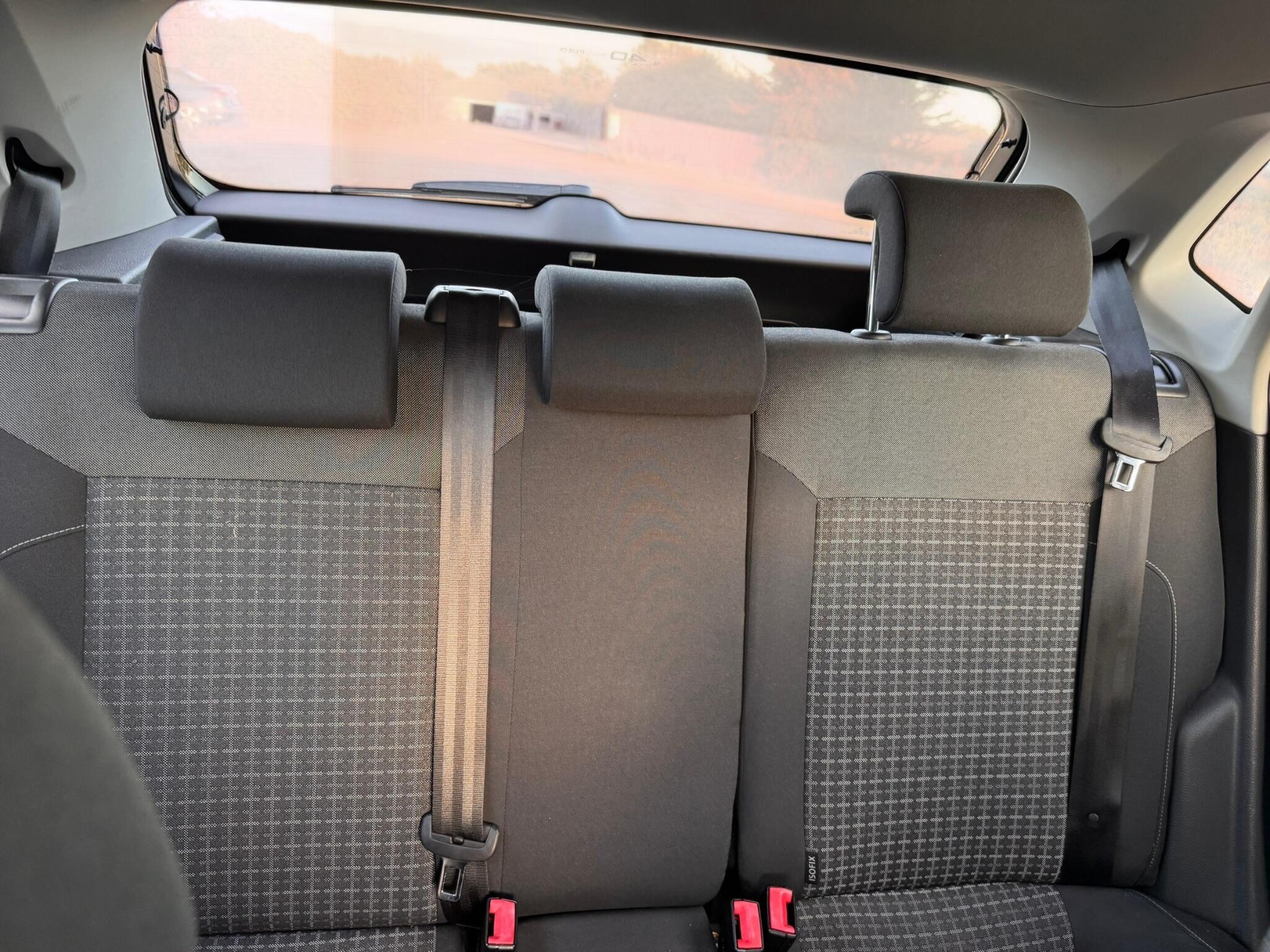 Volkswagen Polo view 12