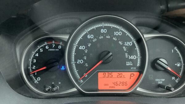 Toyota Yaris view 12