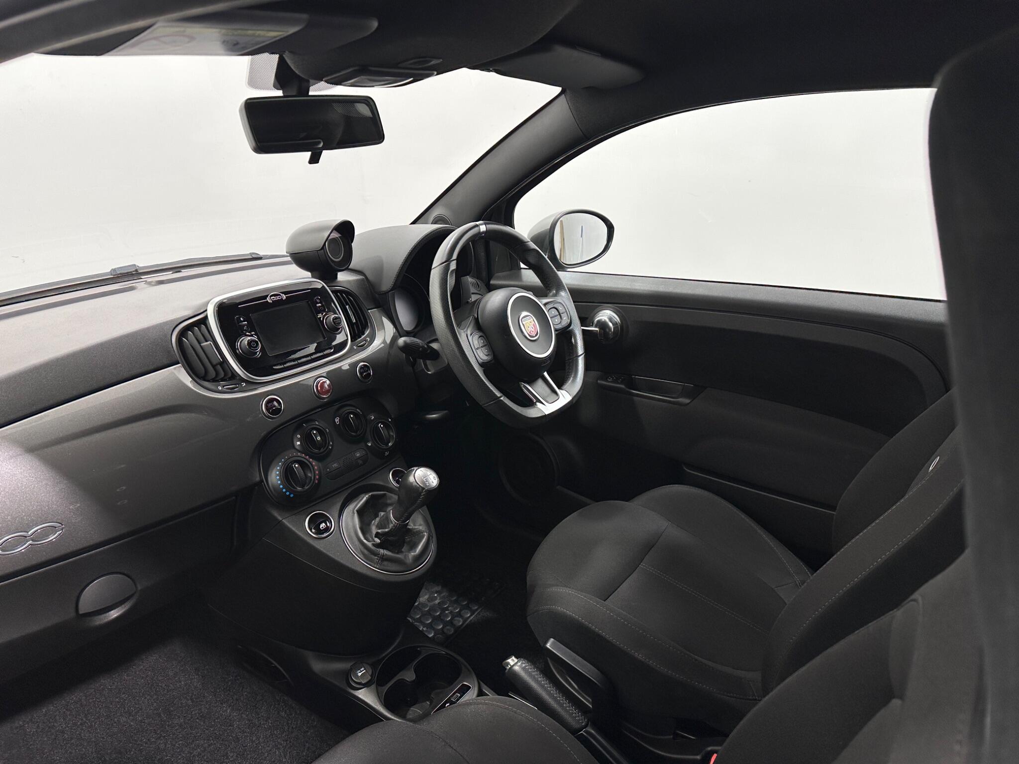 Abarth 595 view 26