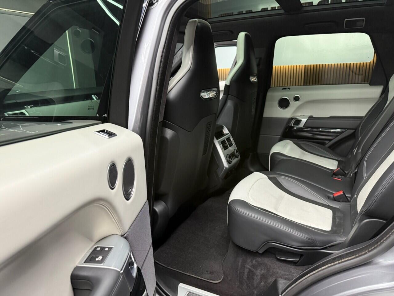 Land Rover Range Rover Sport view 44