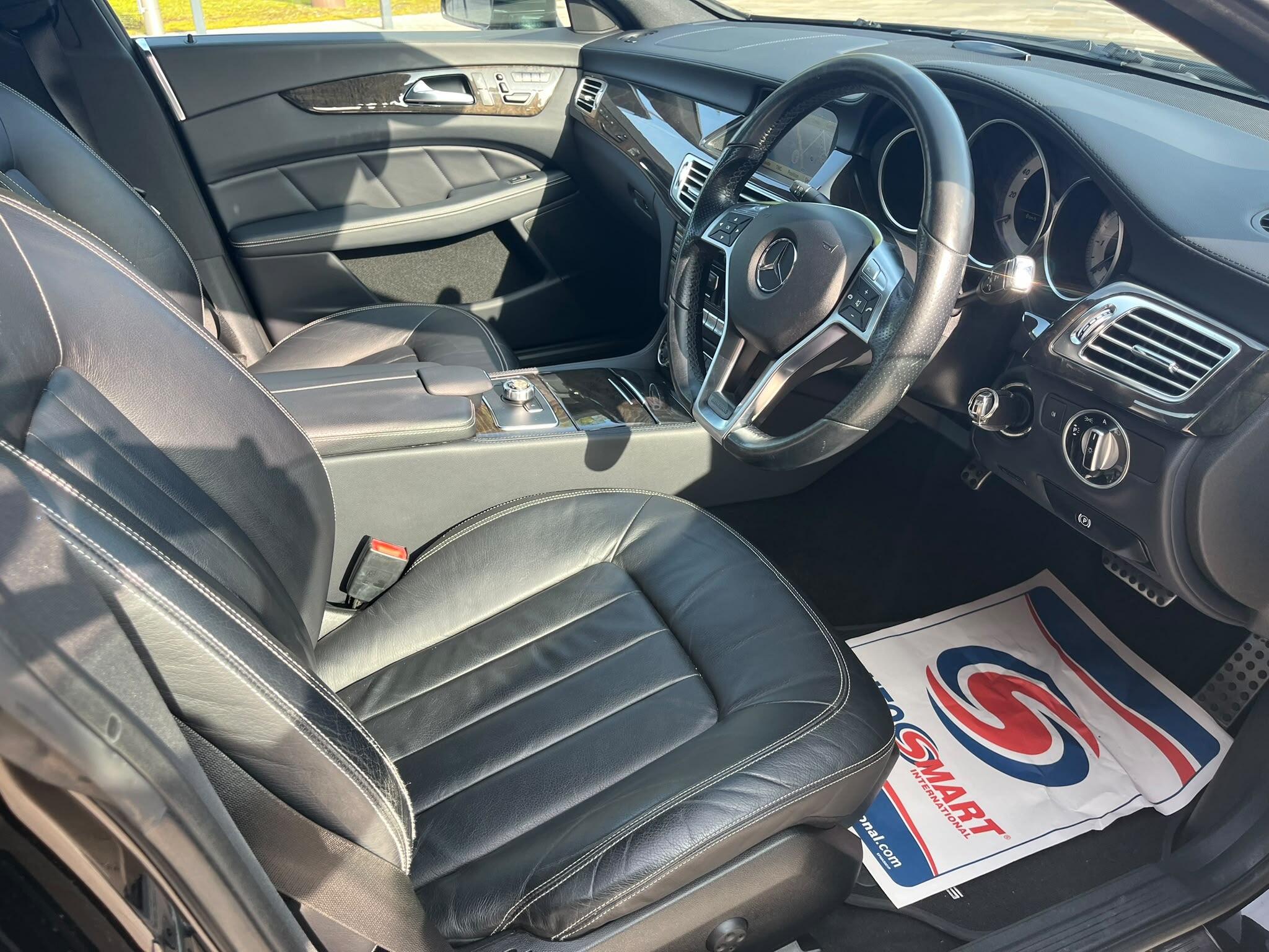 Mercedes-Benz CLS view 21