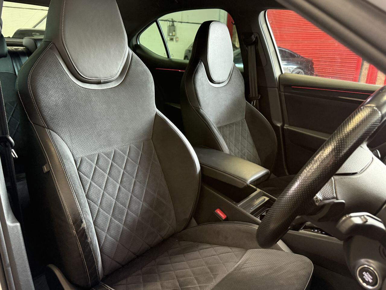 Skoda Superb view 31