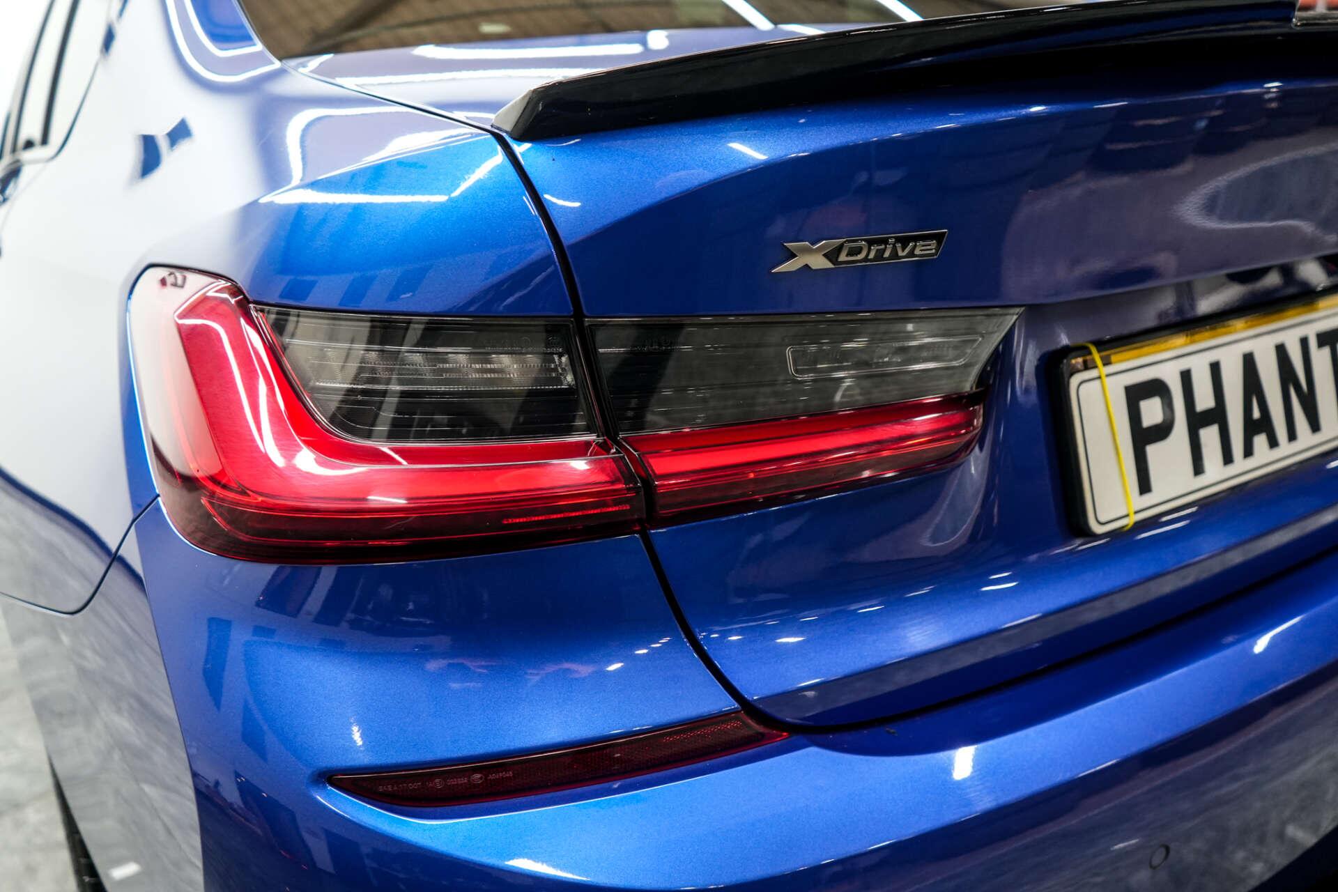 BMW 3 Series view 14