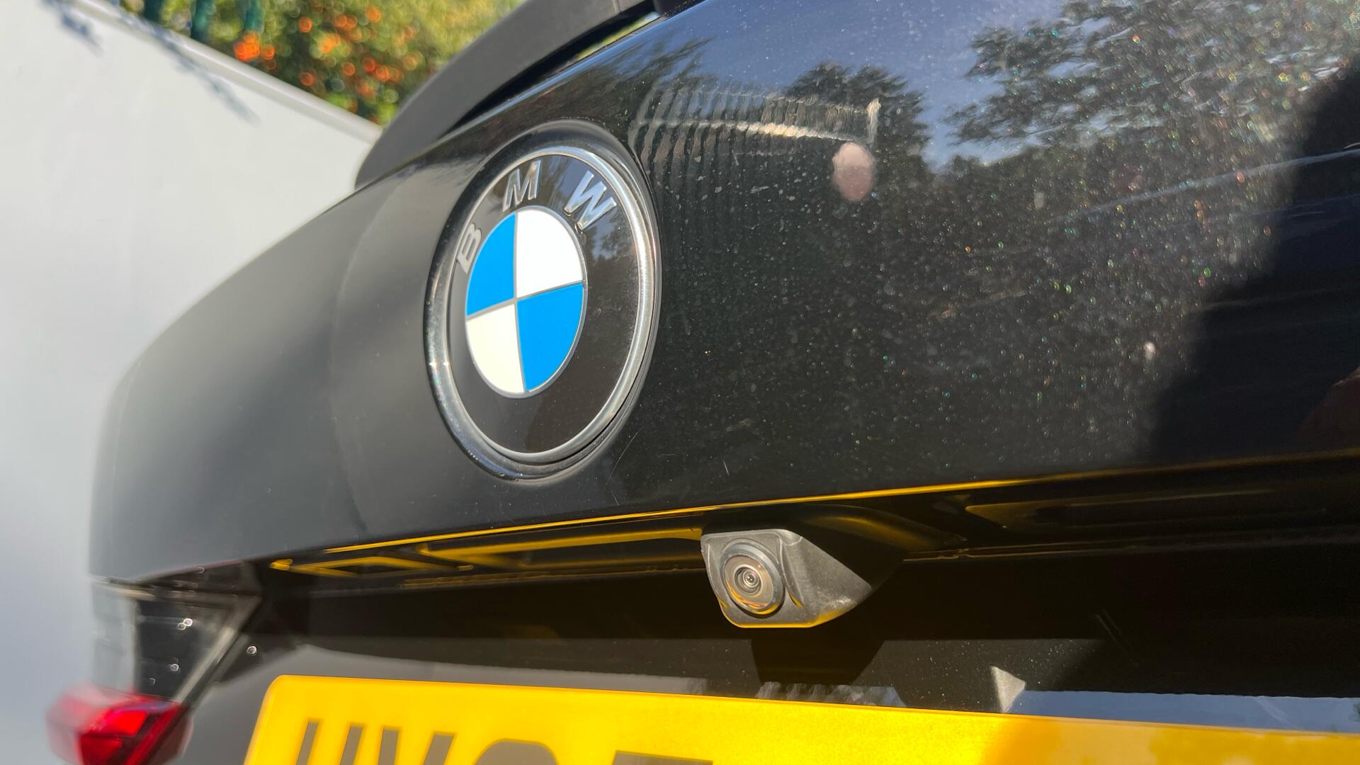 BMW 3 Series view 29