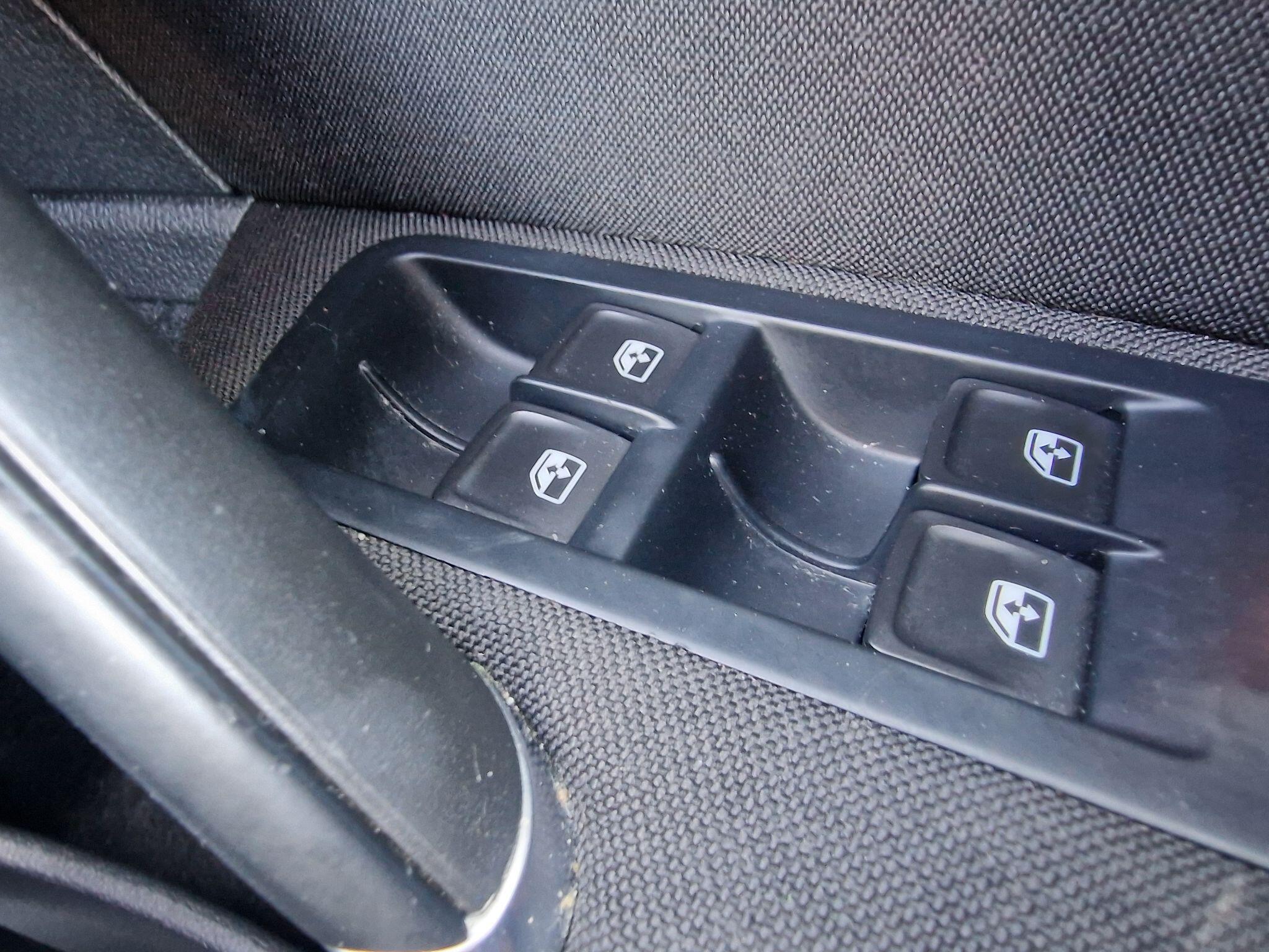 Volkswagen Golf view 30