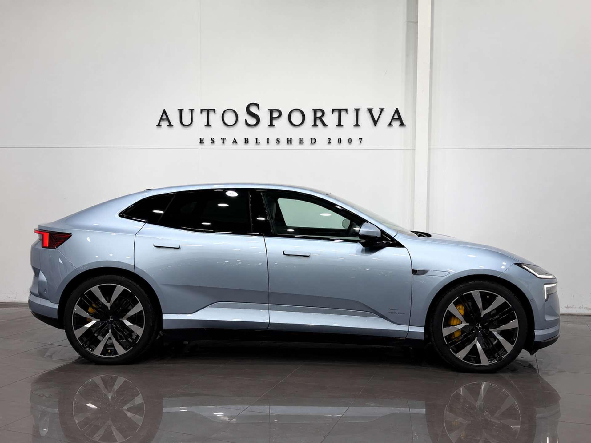 Polestar 4 view 3