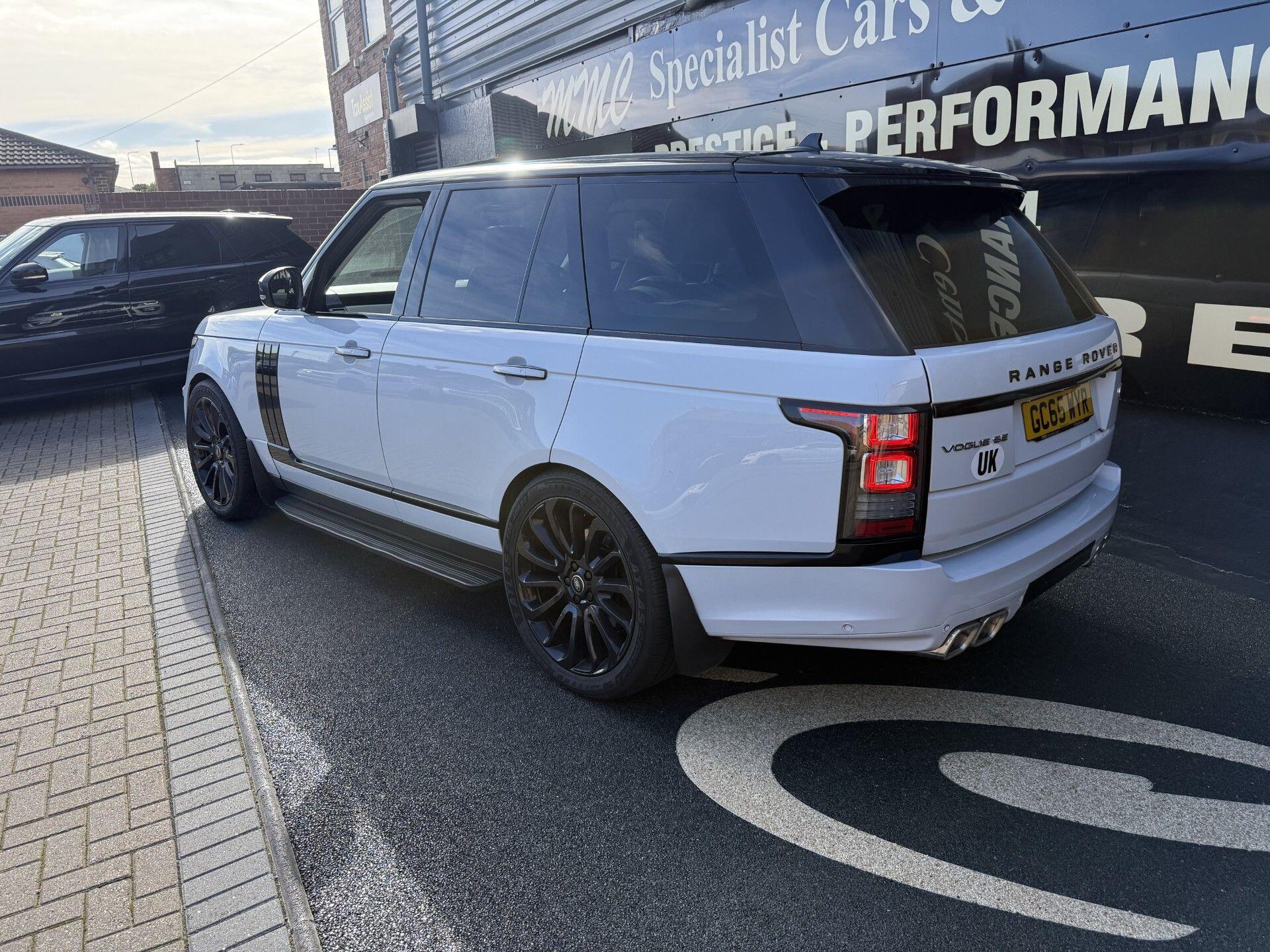 Land Rover Range Rover view 5
