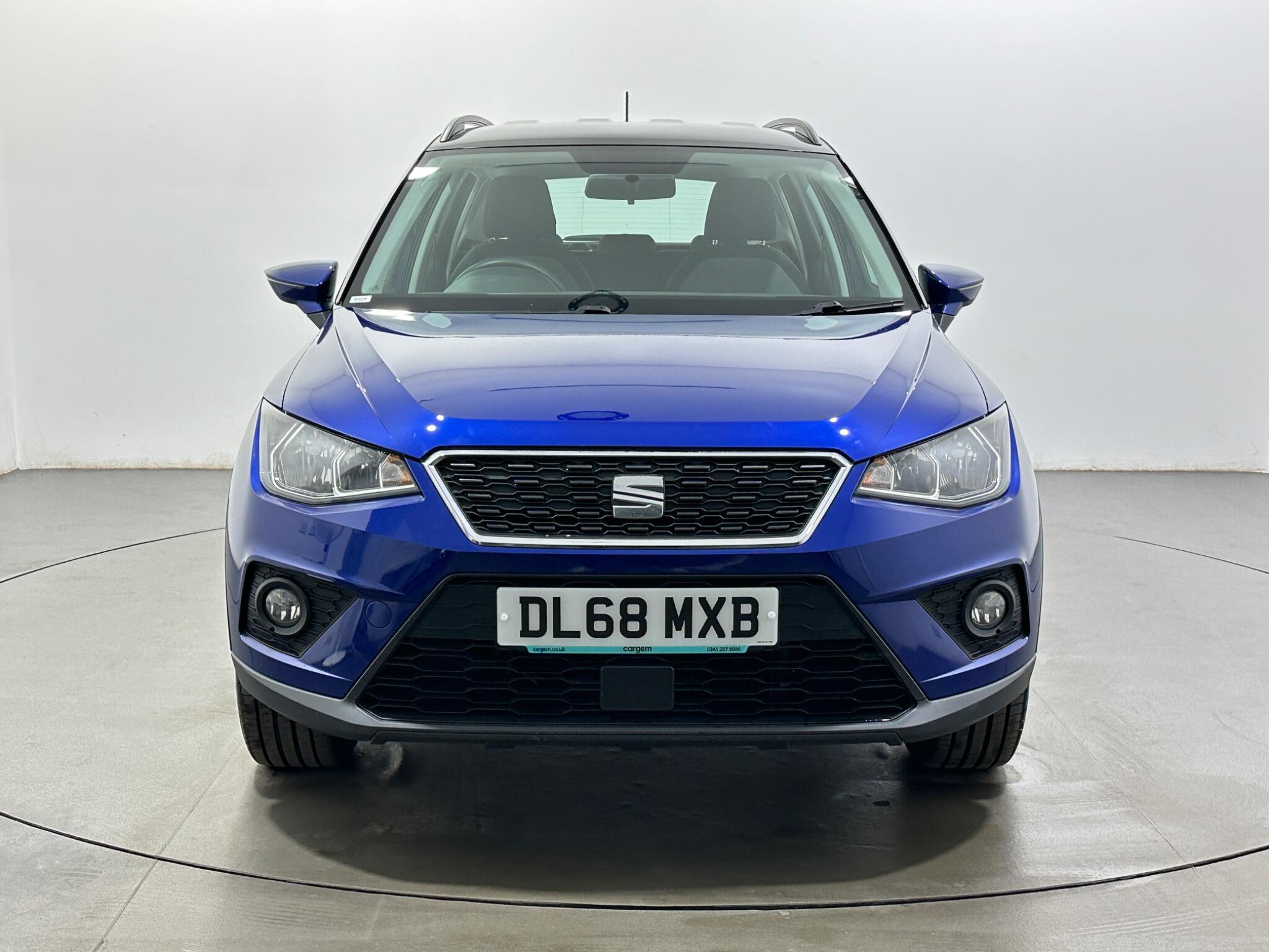 SEAT Arona view 3