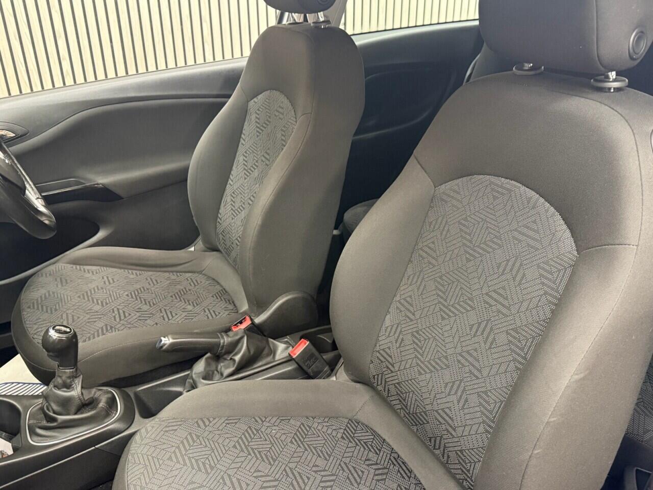 Vauxhall Corsa view 6