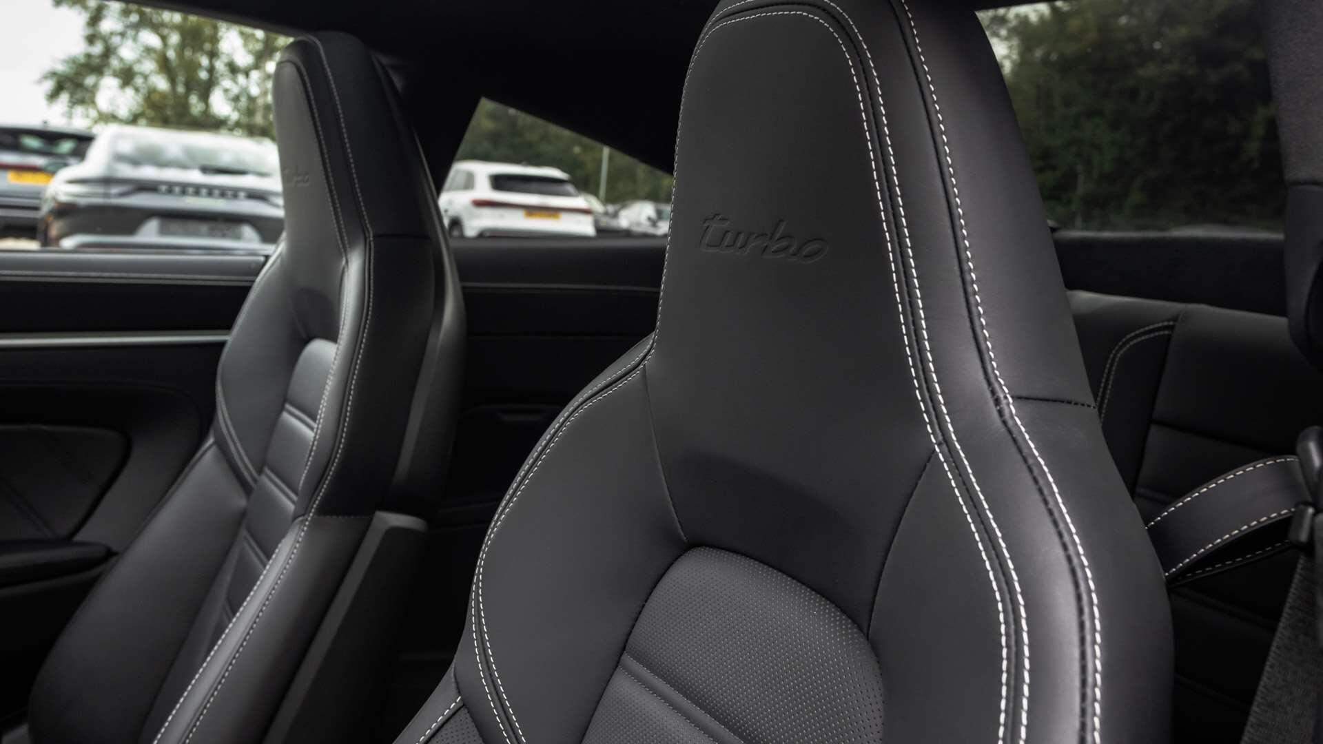 Porsche Panamera view 16