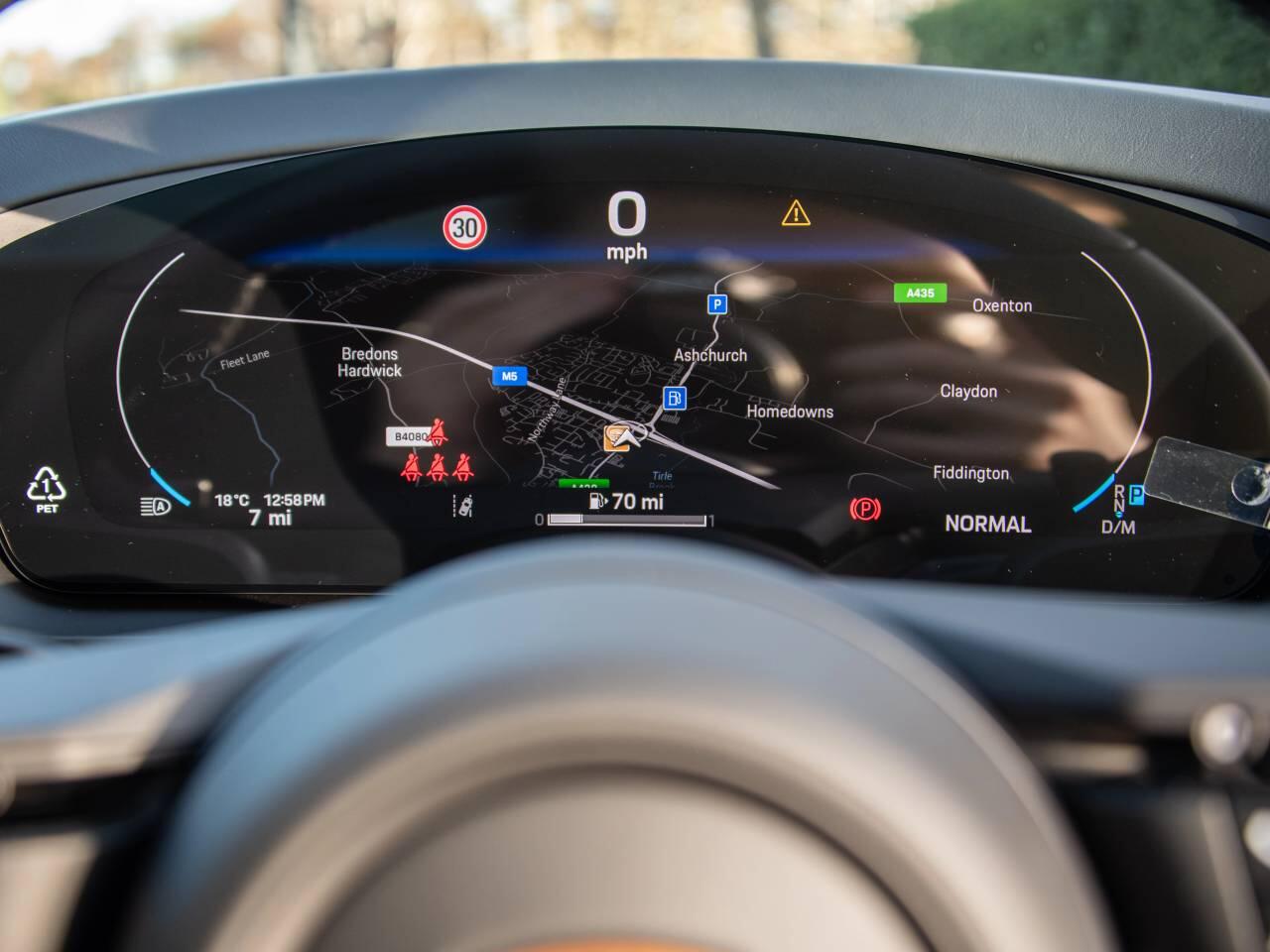 Porsche Cayenne view 45